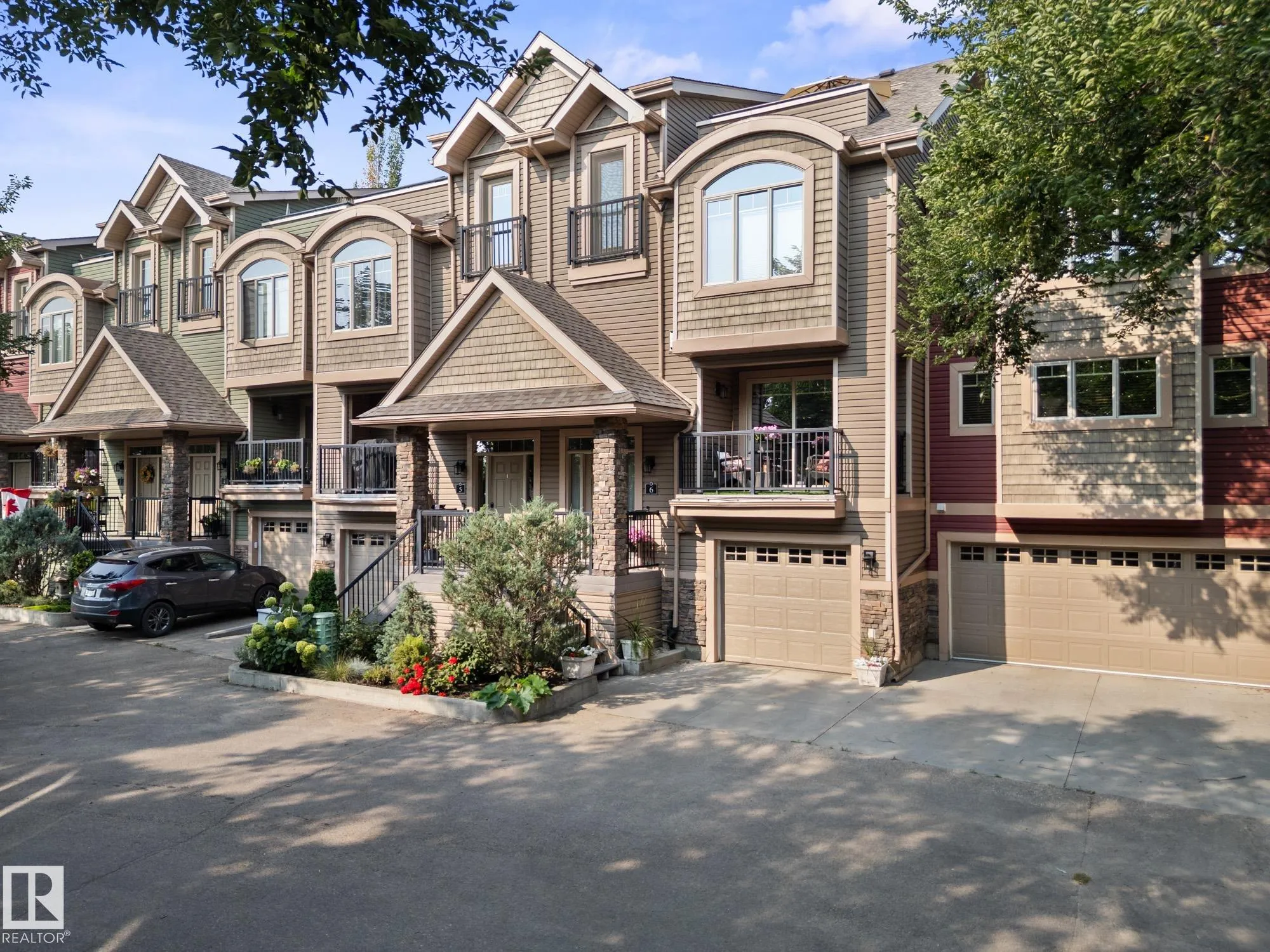 10240 90 Street
