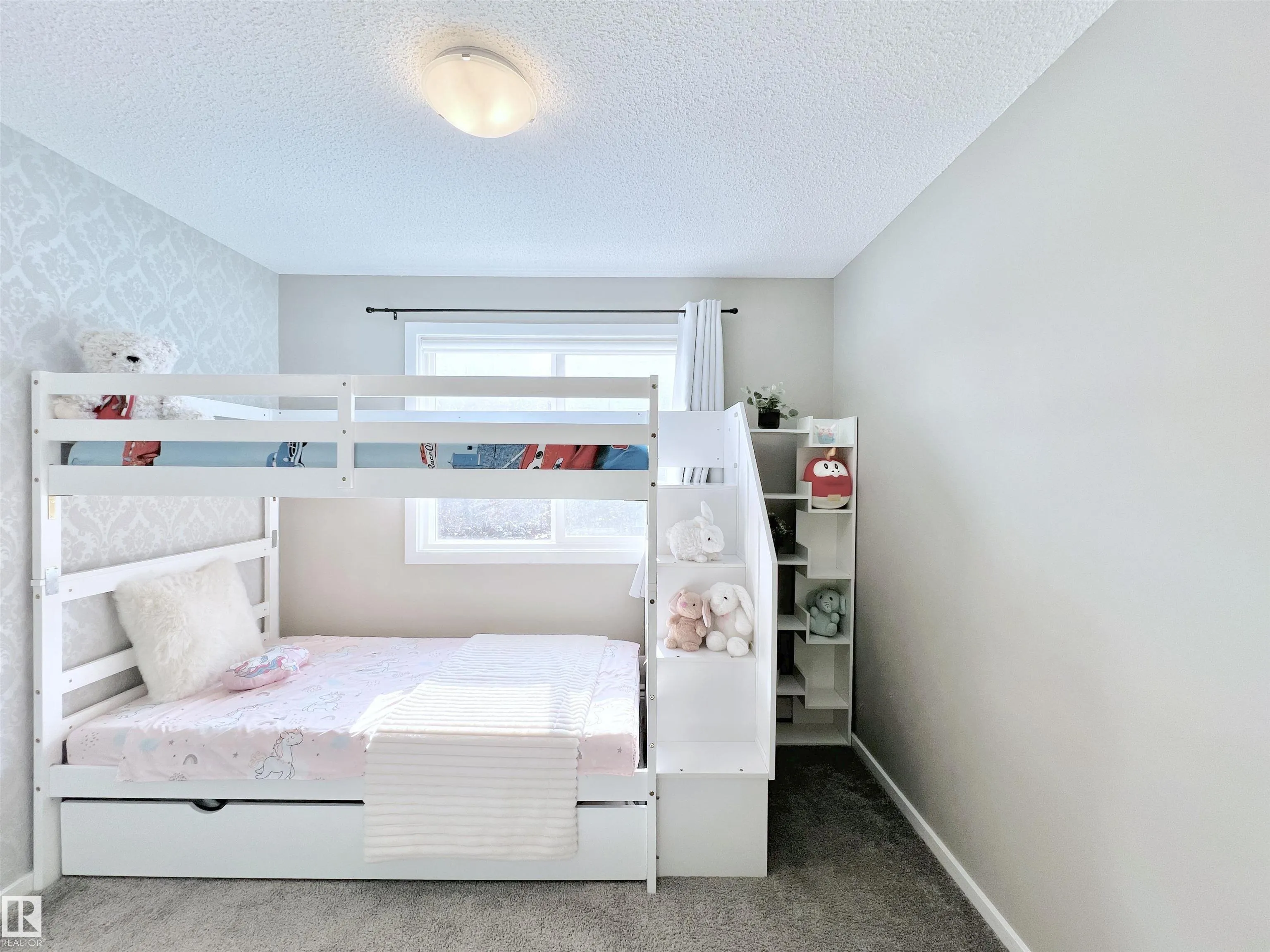 394 WINDERMERE Road