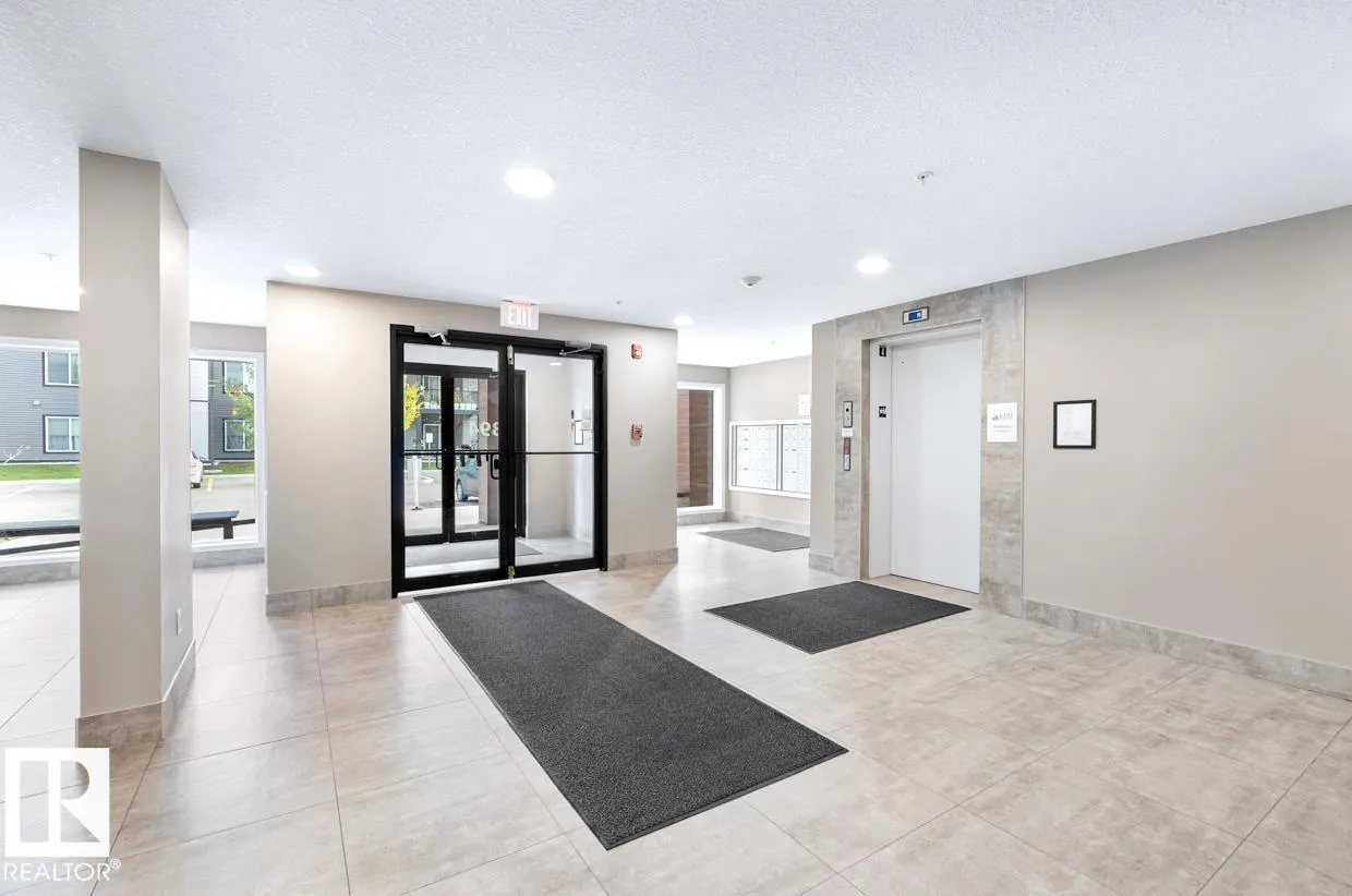 394 WINDERMERE Road