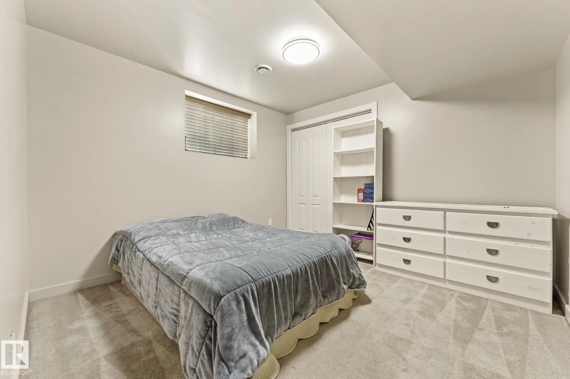 345 MACEWAN Road