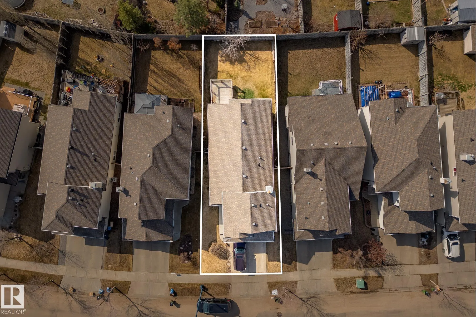 345 MACEWAN Road