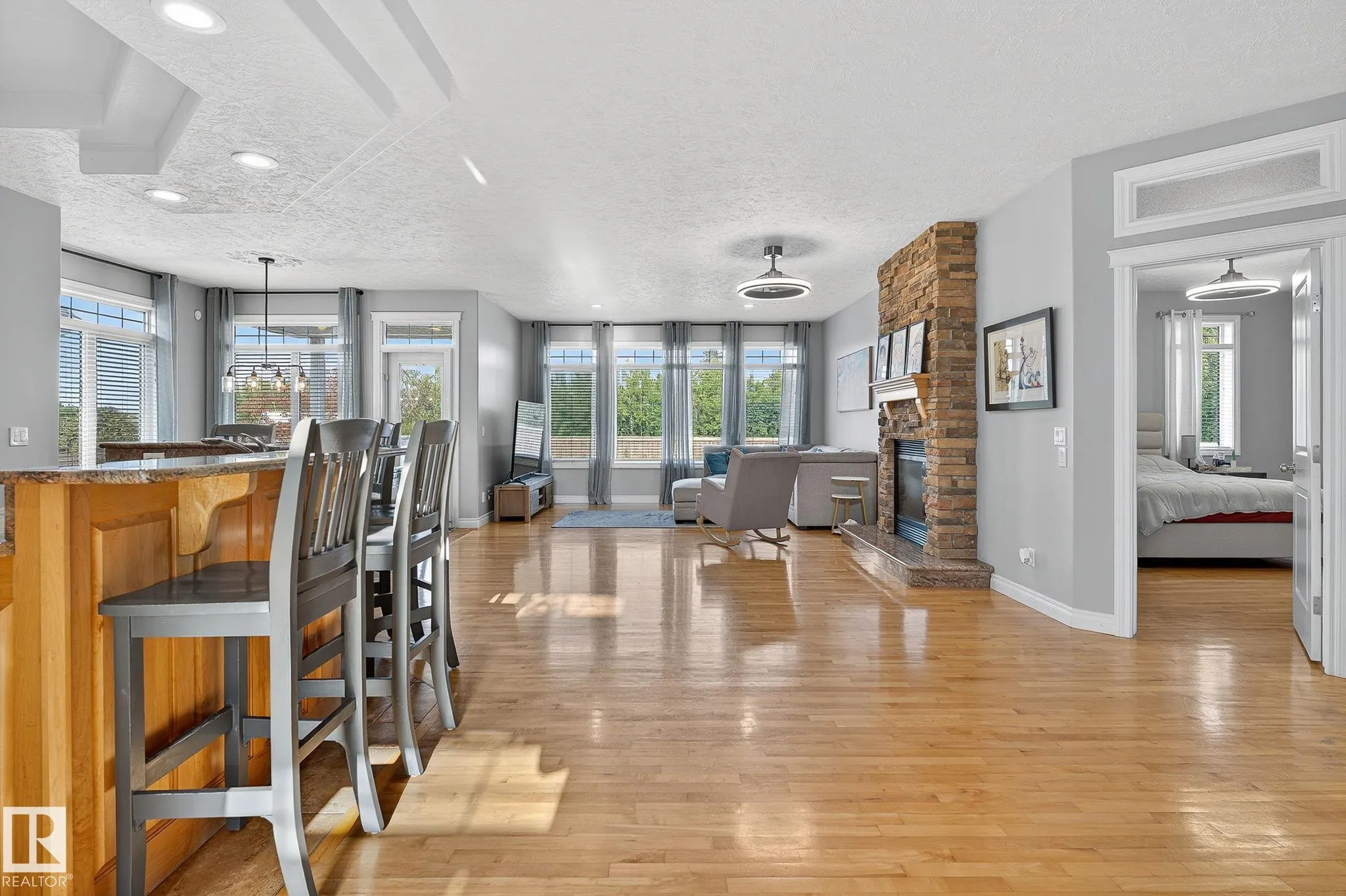 34 VALLEYVIEW Ridge