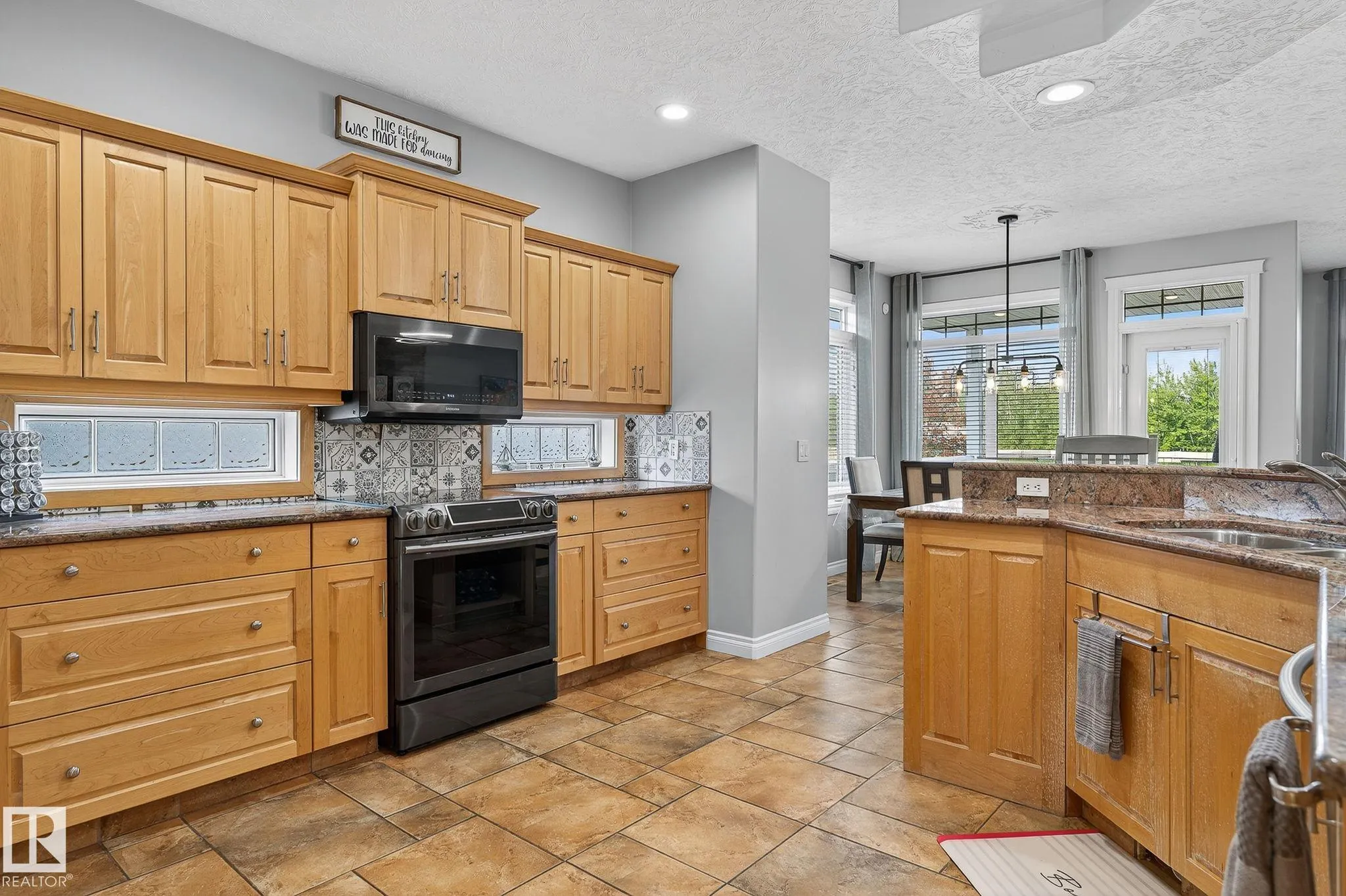 34 VALLEYVIEW Ridge