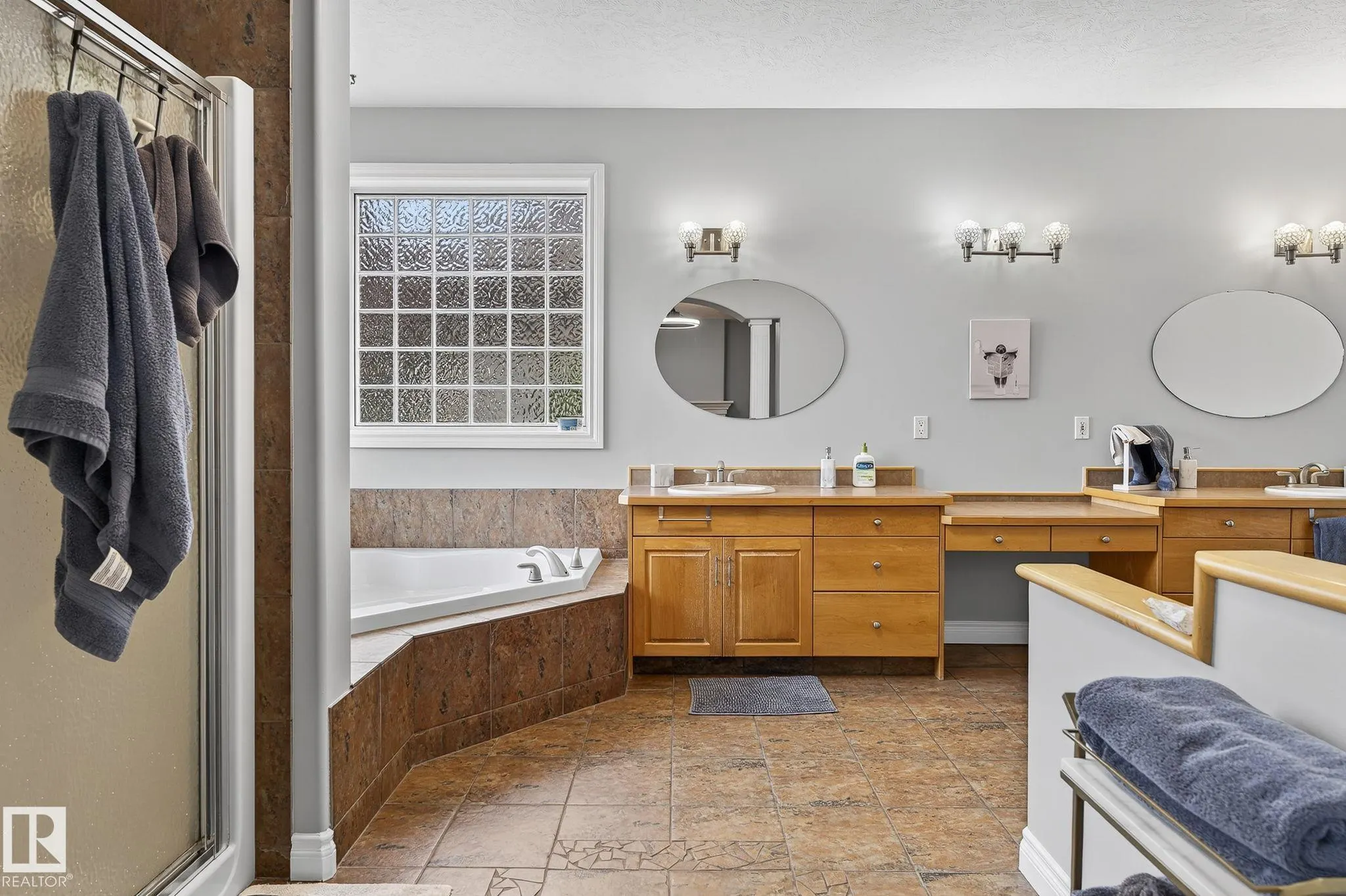 34 VALLEYVIEW Ridge