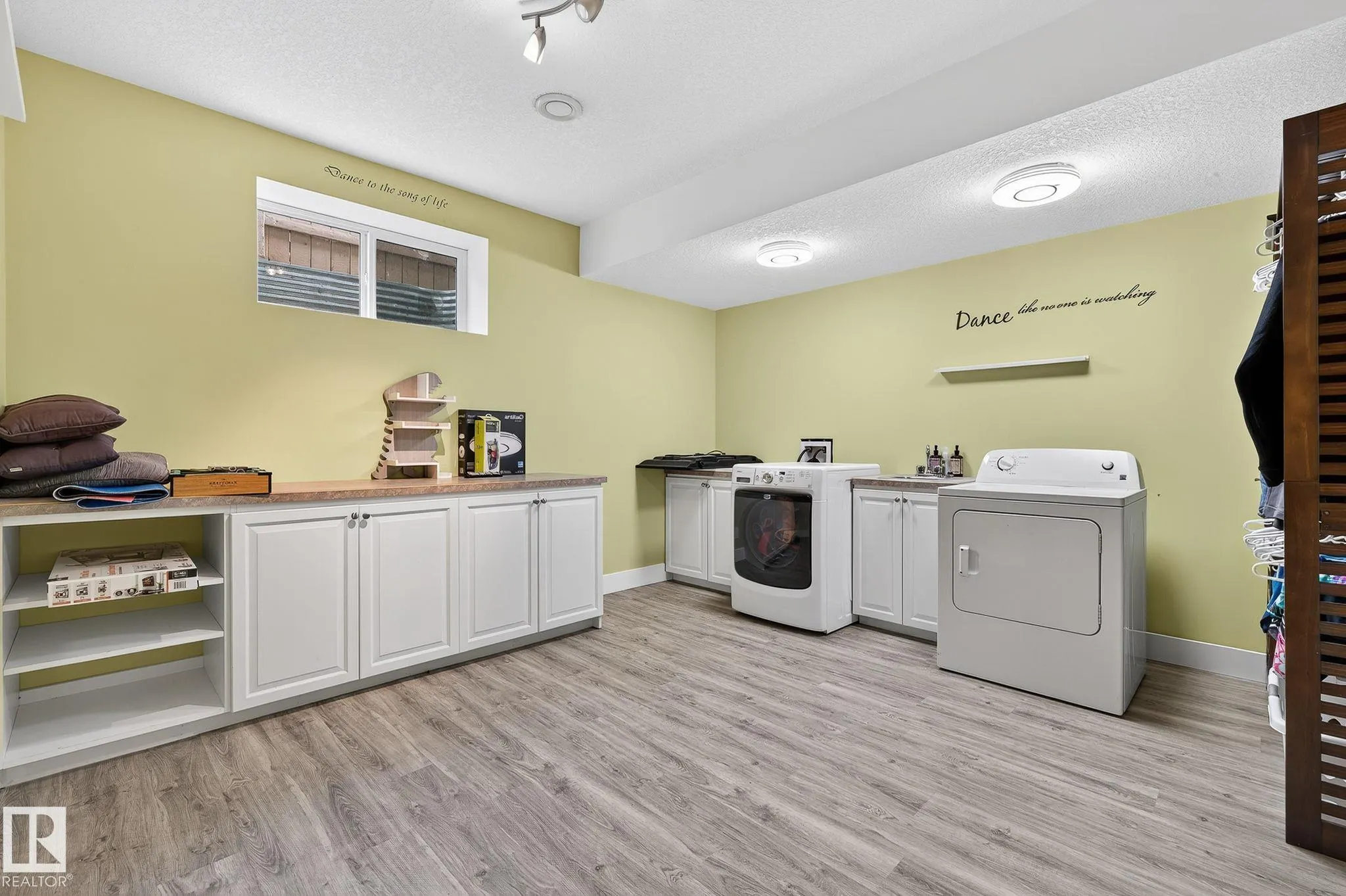 34 VALLEYVIEW Ridge