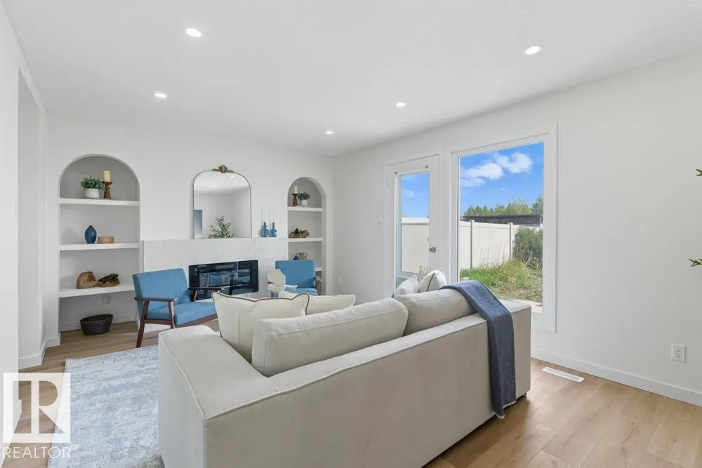 121 ABBOTTSFIELD Road
