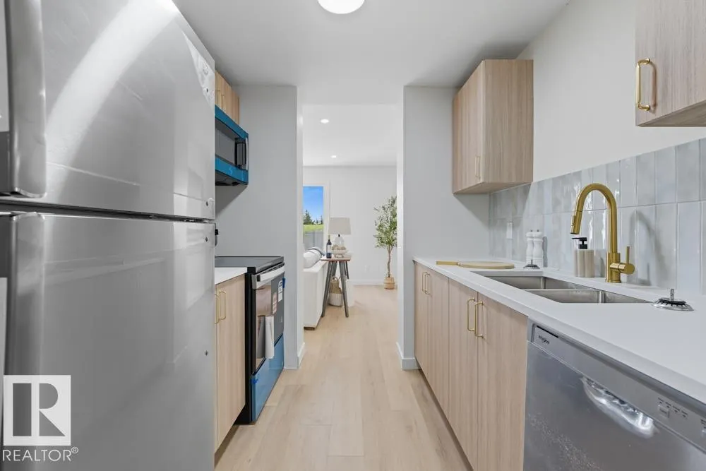 121 ABBOTTSFIELD Road