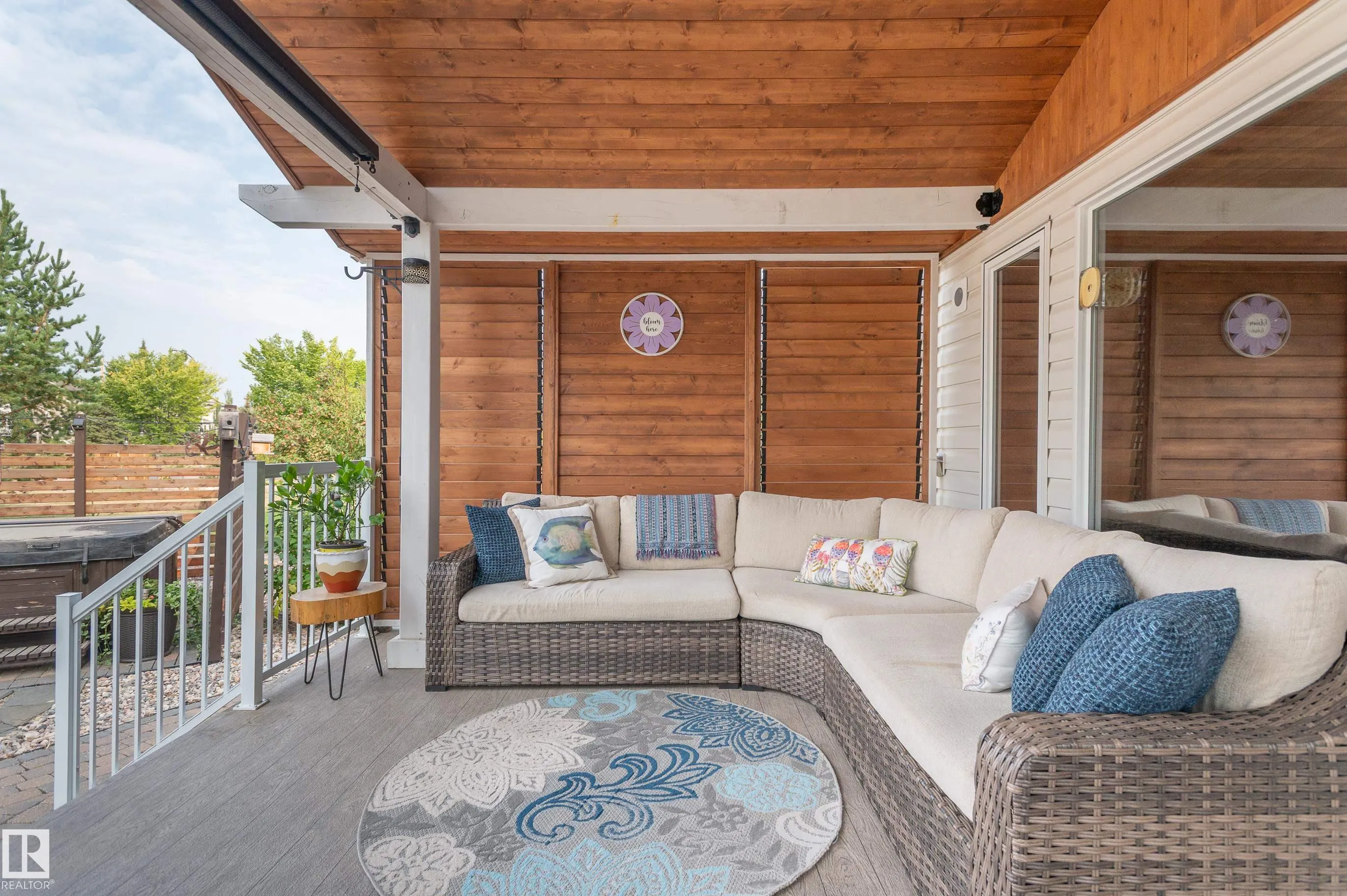 4 BRIARWOOD Way