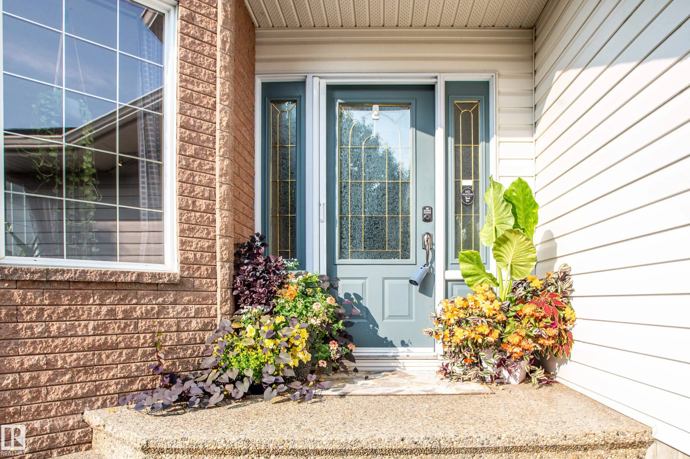 4 BRIARWOOD Way