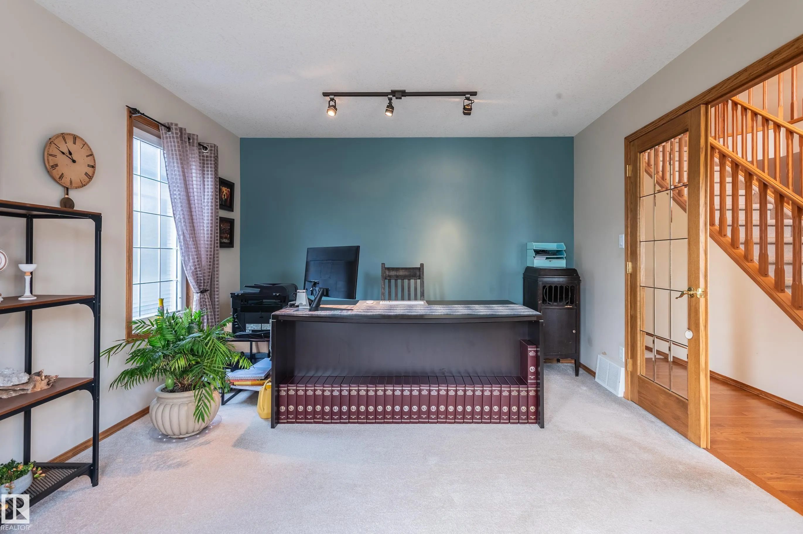 4 BRIARWOOD Way