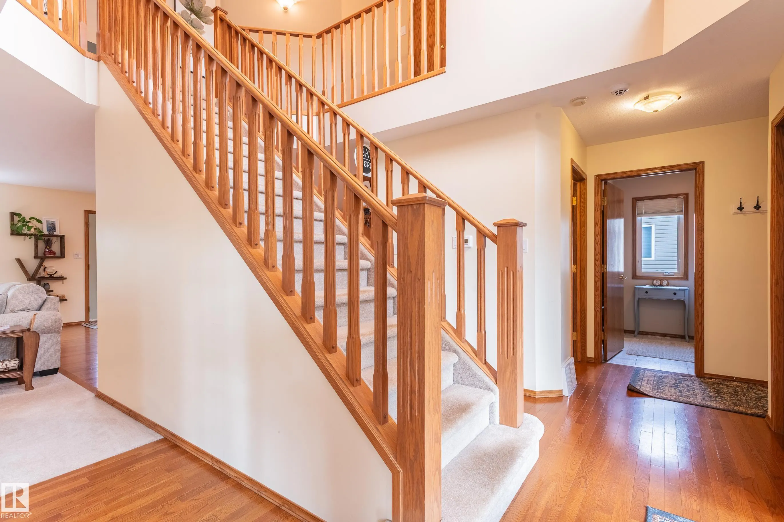 4 BRIARWOOD Way
