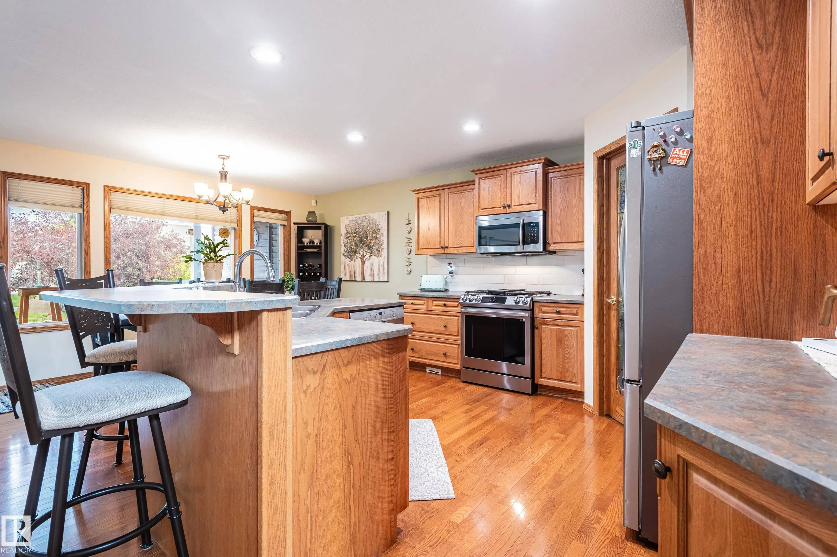 4 BRIARWOOD Way