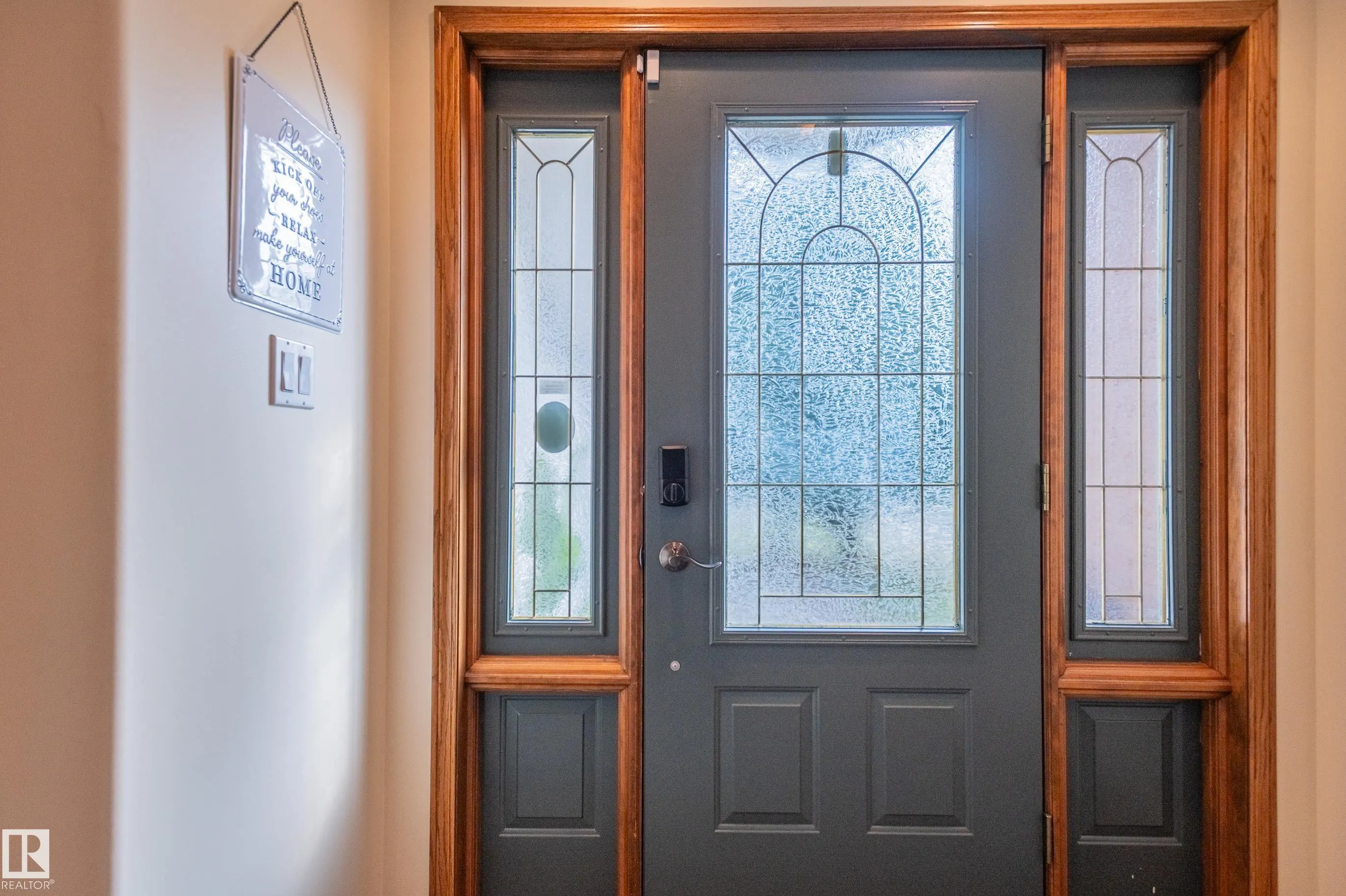 4 BRIARWOOD Way