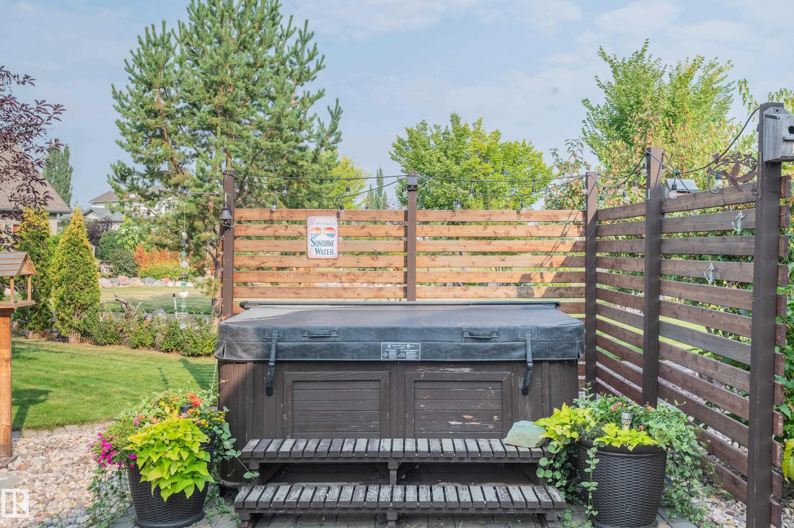 4 BRIARWOOD Way