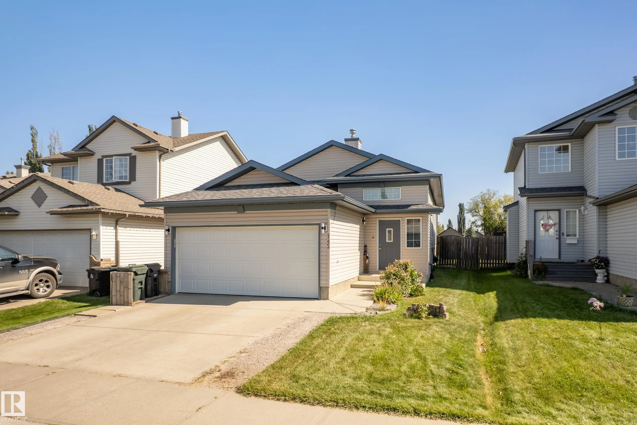 142 Lakeland Drive