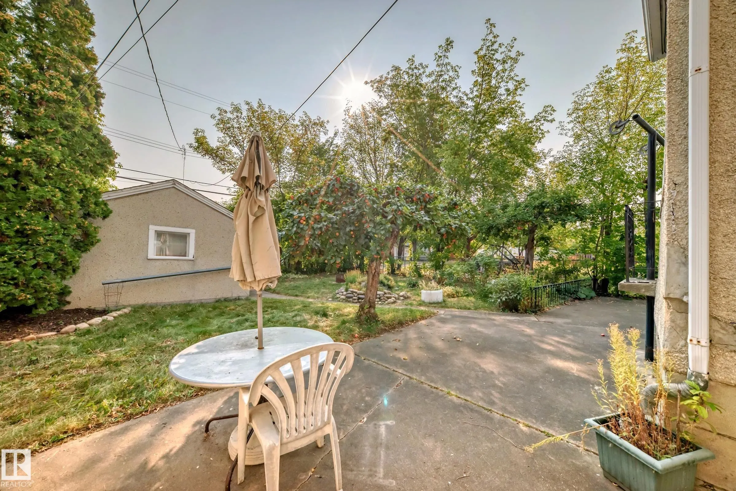 11233 95 Street