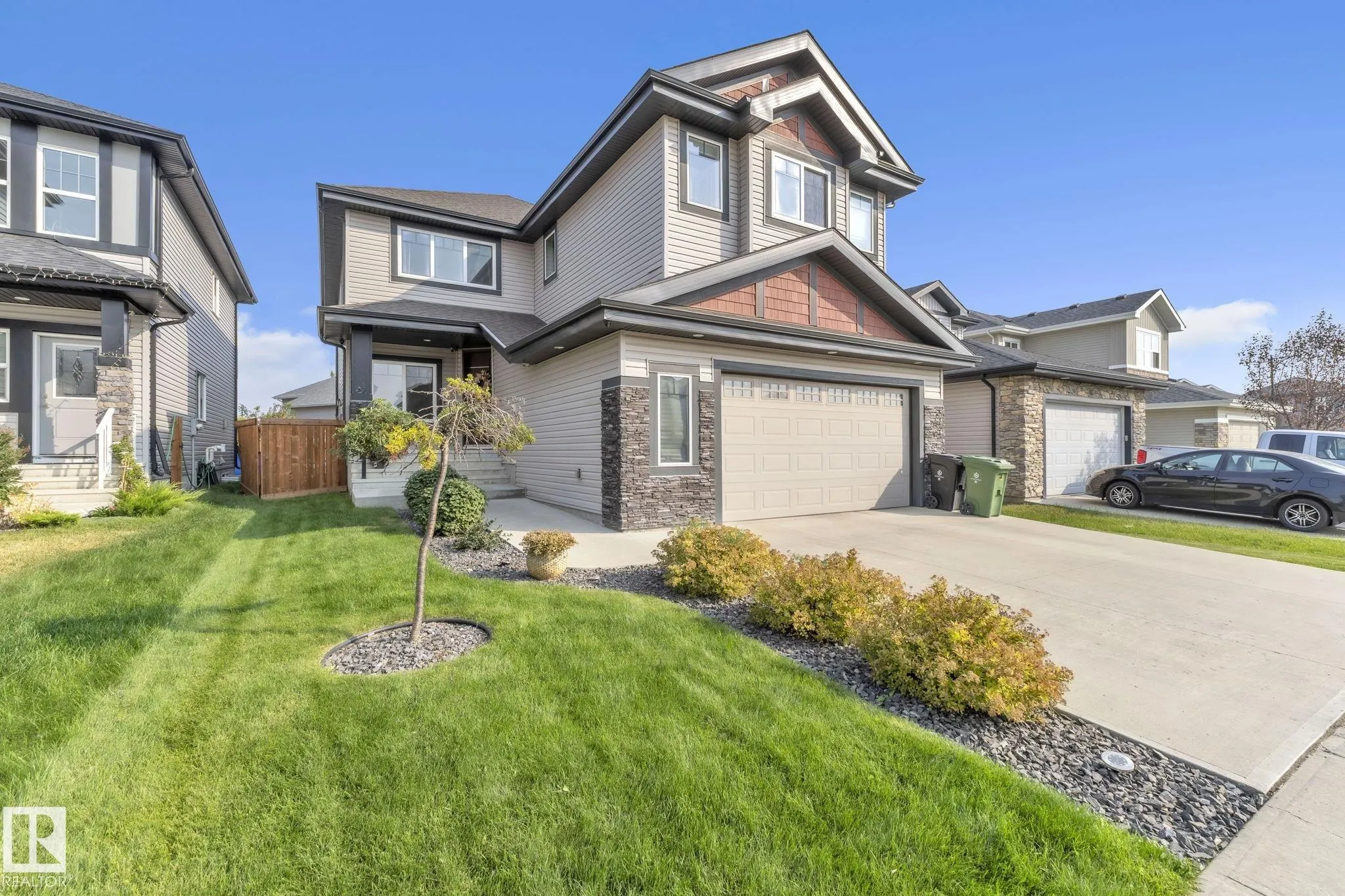 42 ELLICE Bend