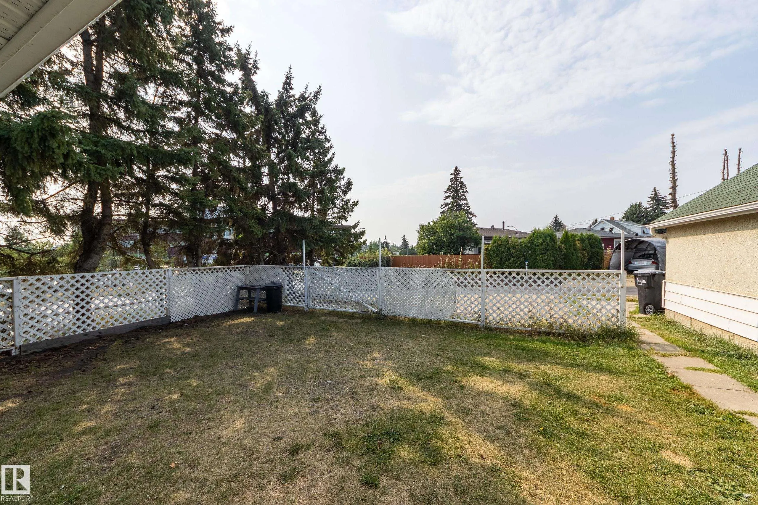 6204 105 Street
