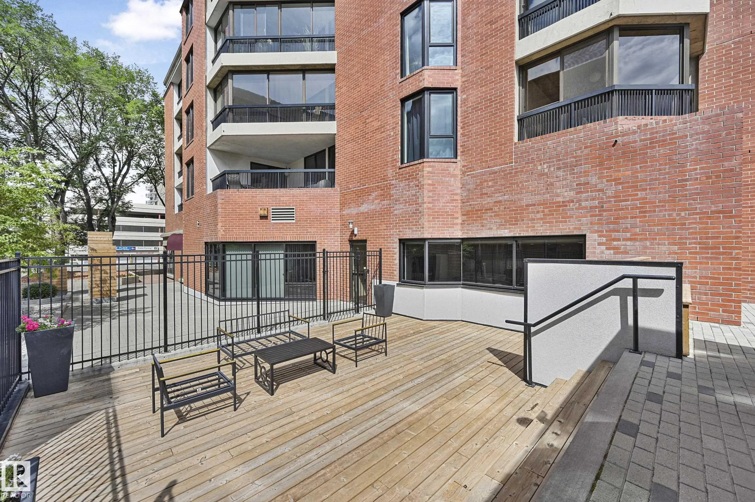 11503 100 Avenue