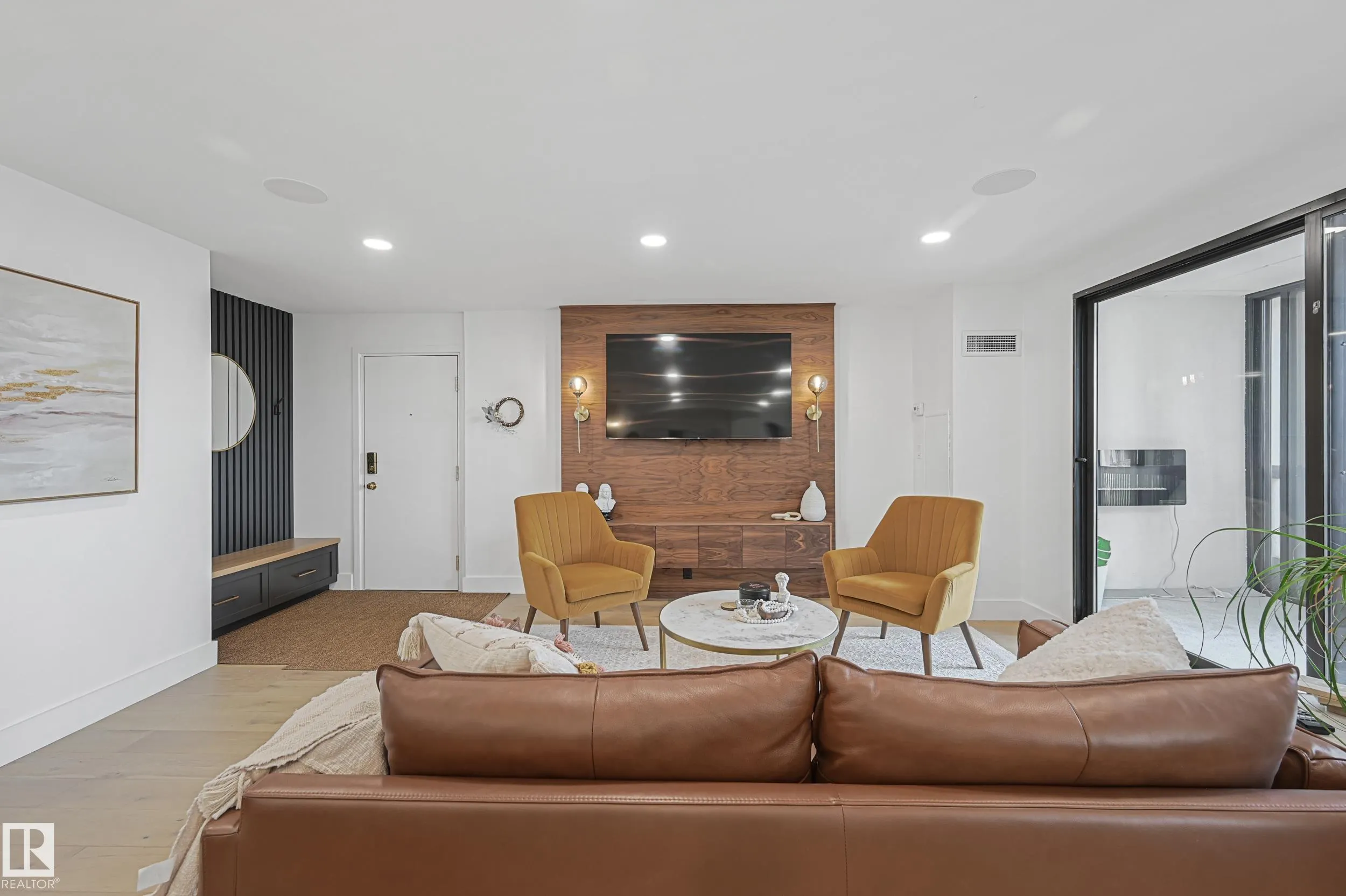 11503 100 Avenue
