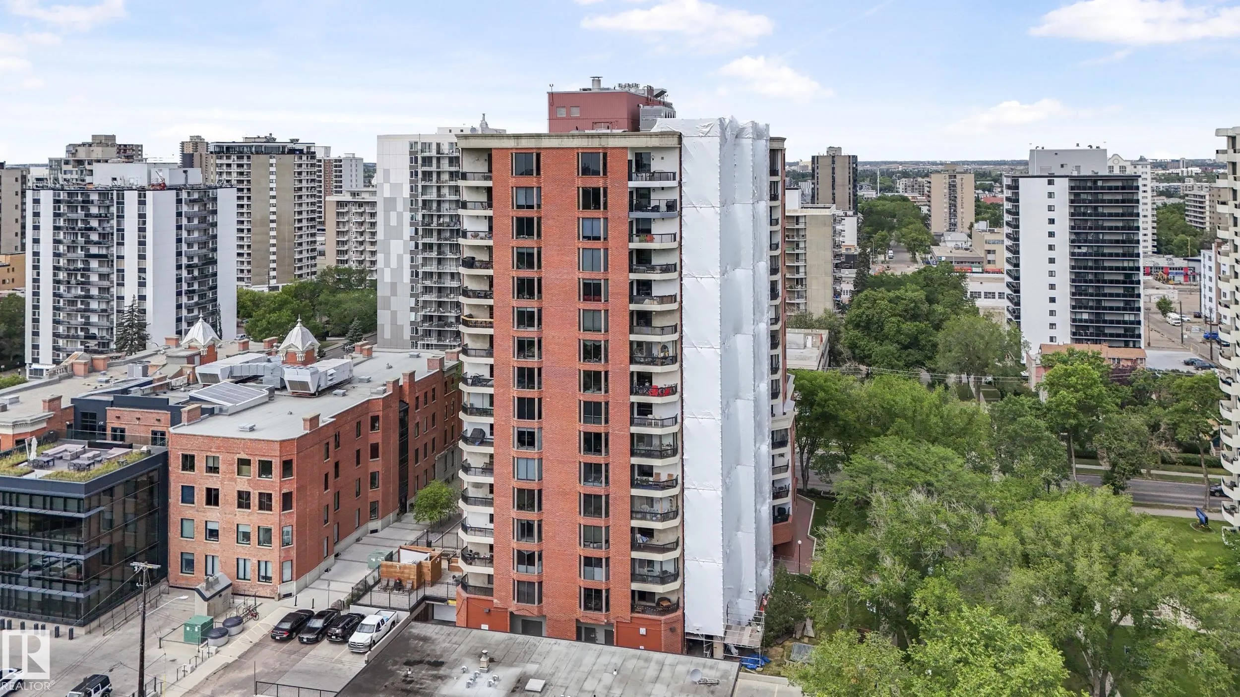11503 100 Avenue