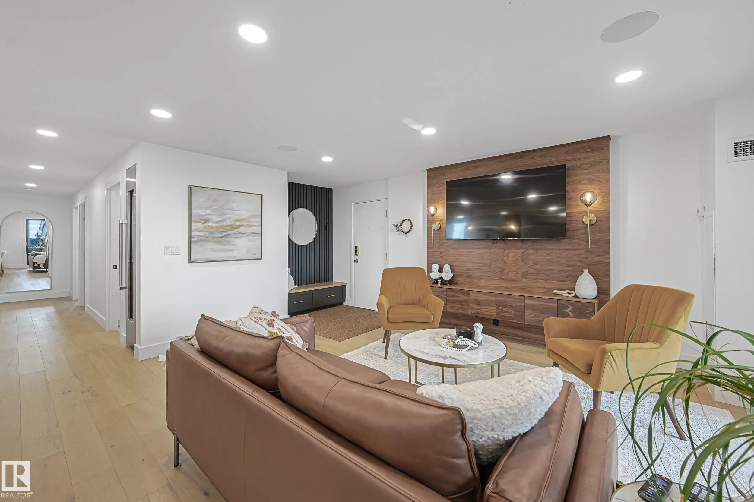 11503 100 Avenue
