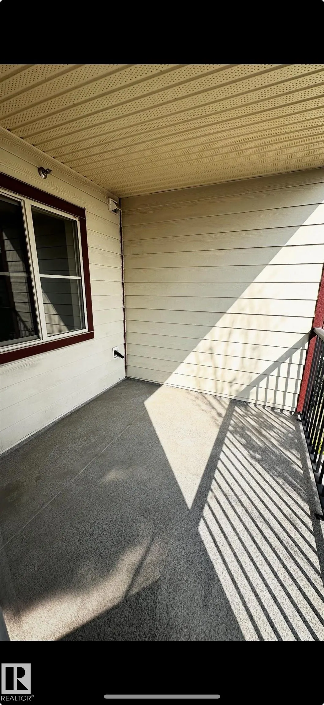 5810 MULLEN Place