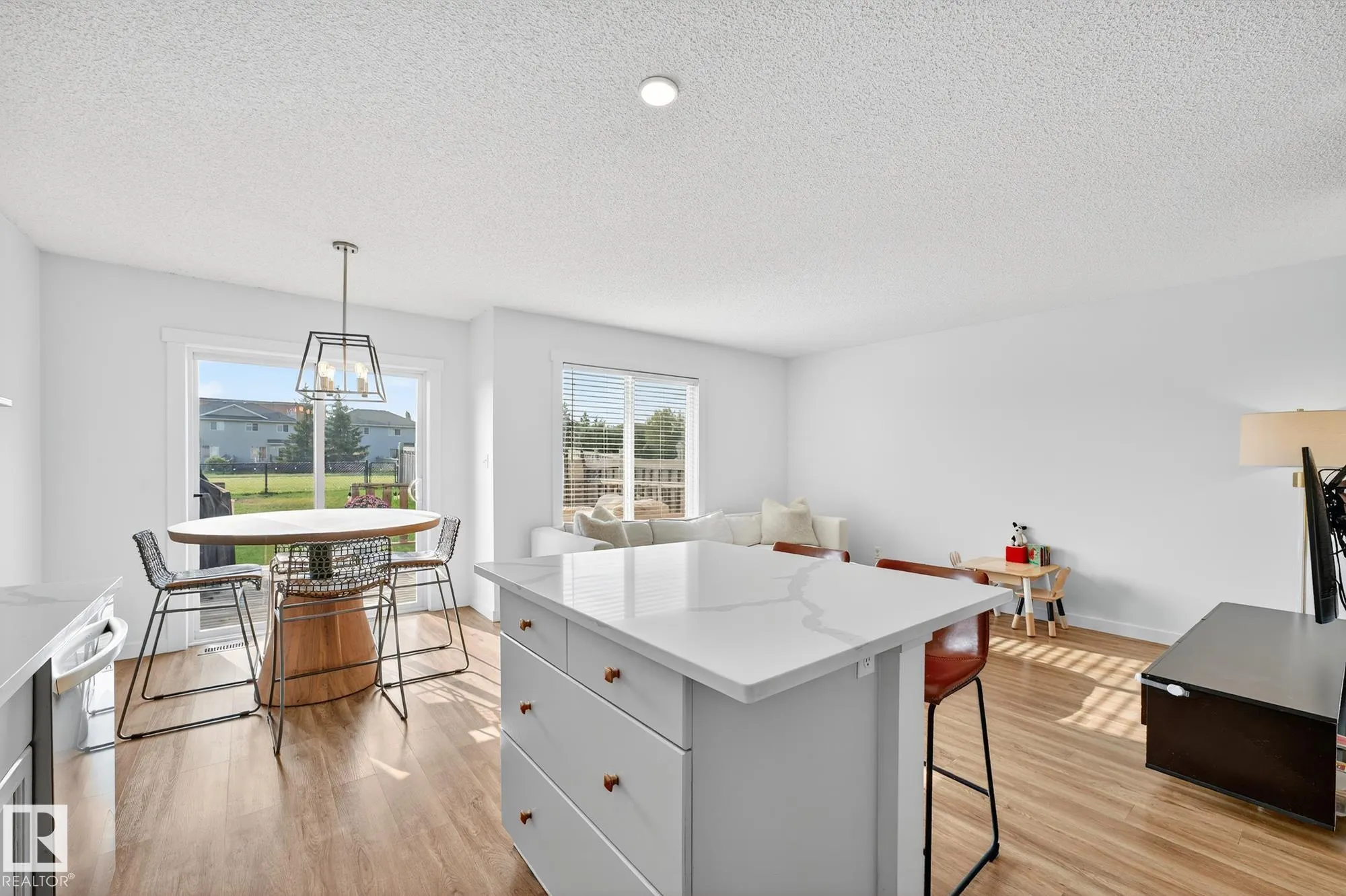 1415 MCMILLIAN Way