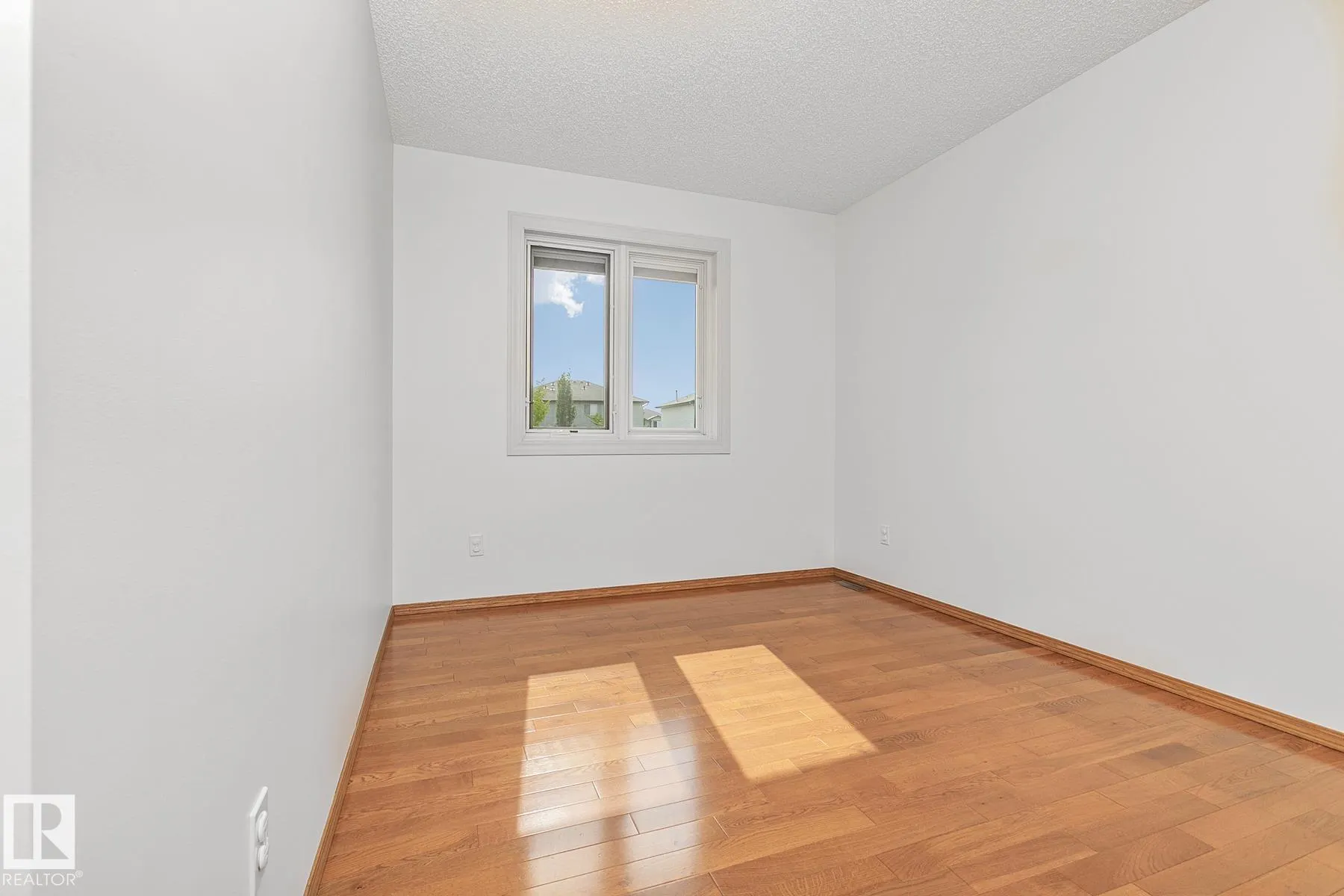 113 COTE Crescent