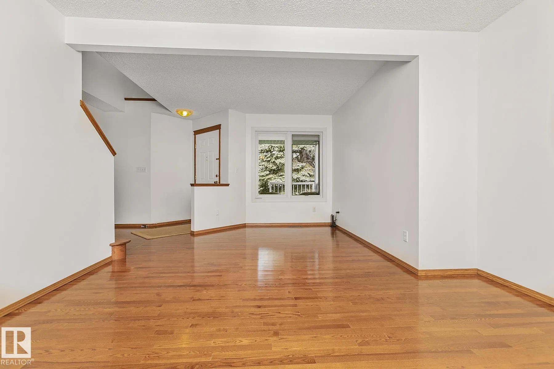 113 COTE Crescent