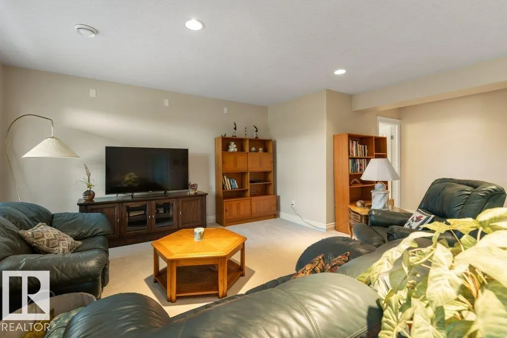 85 NORTH RIDGE Drive