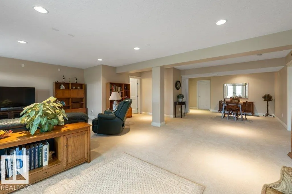 85 NORTH RIDGE Drive