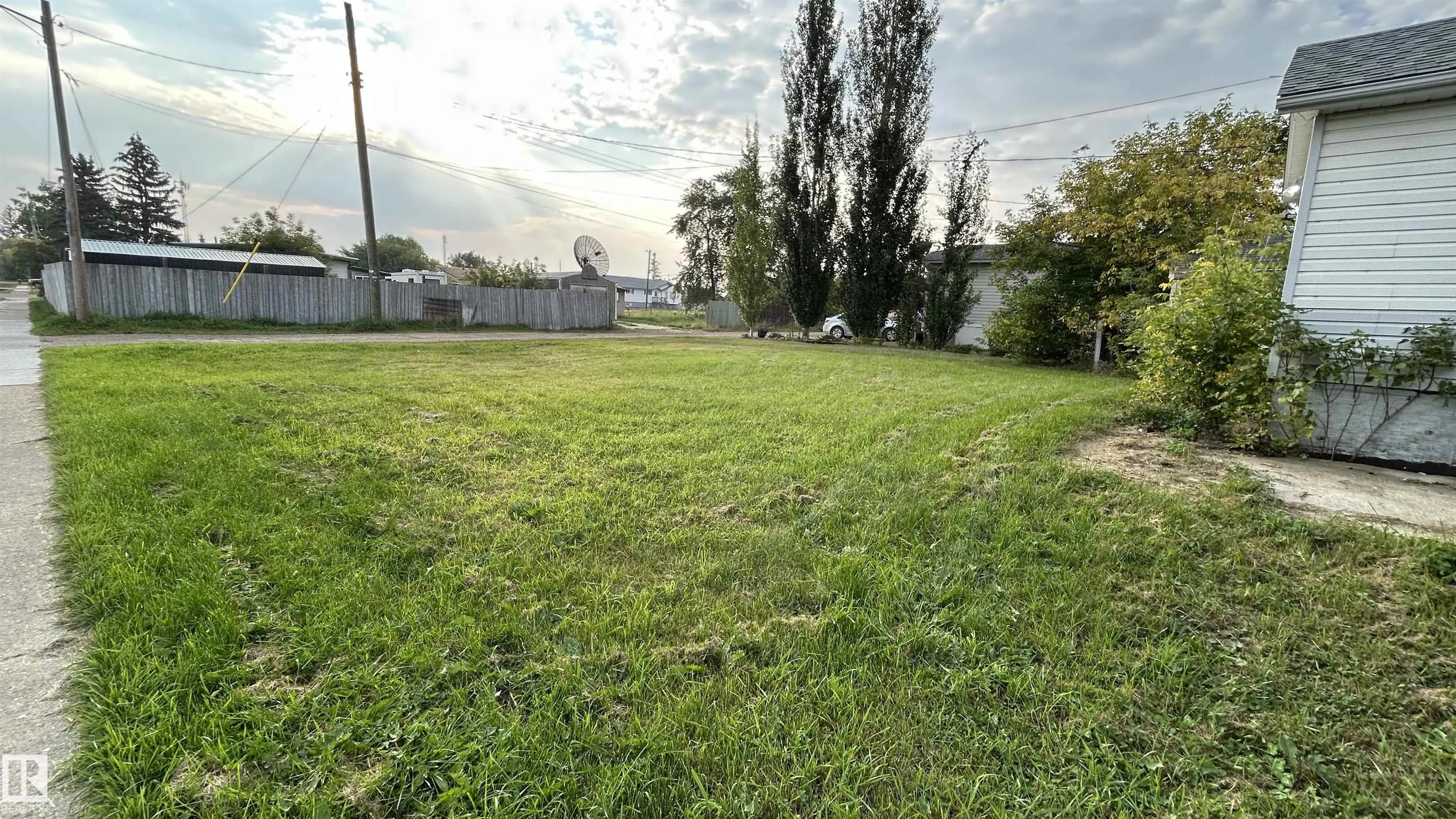 5033 53st