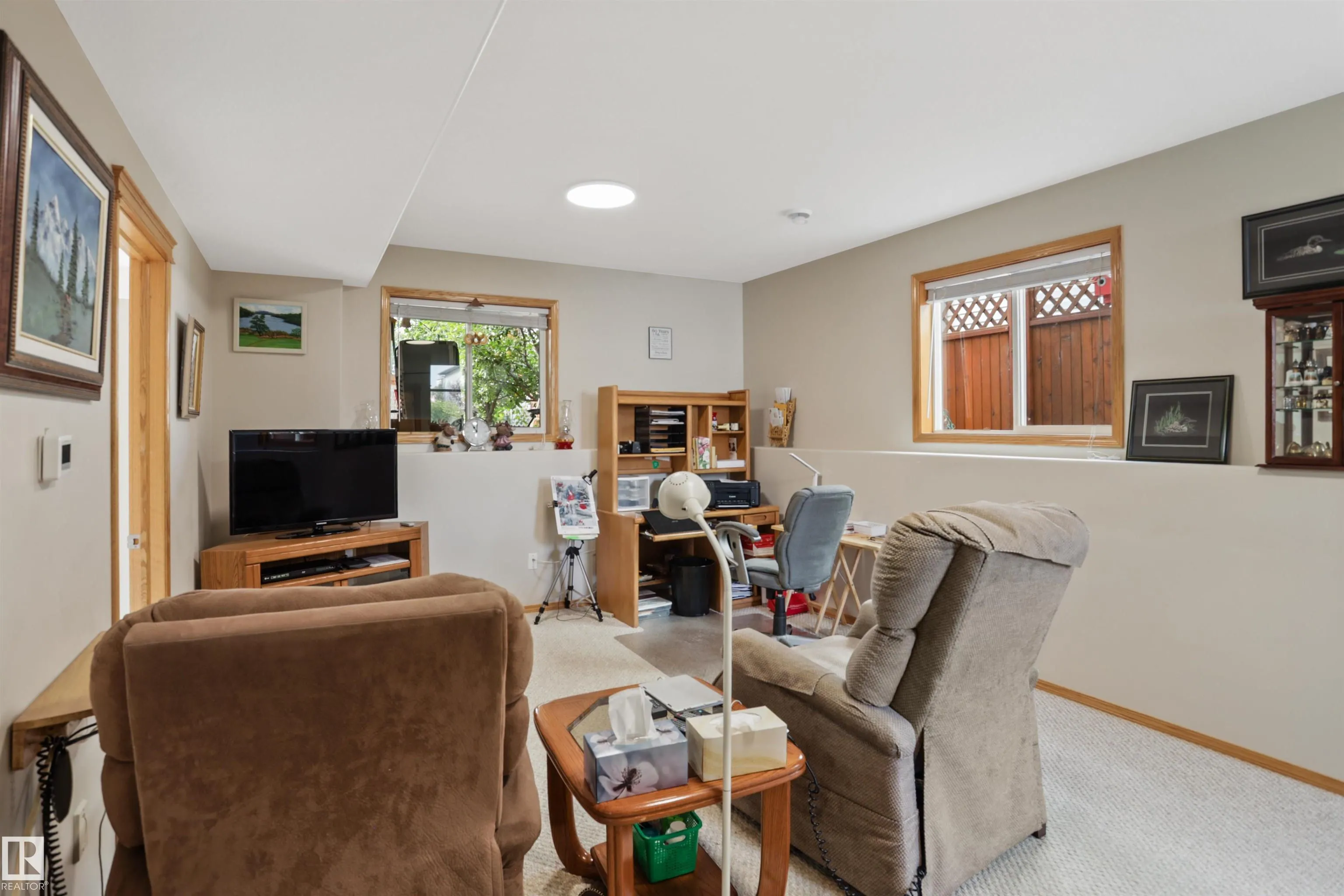 742 KANANASKIS Drive