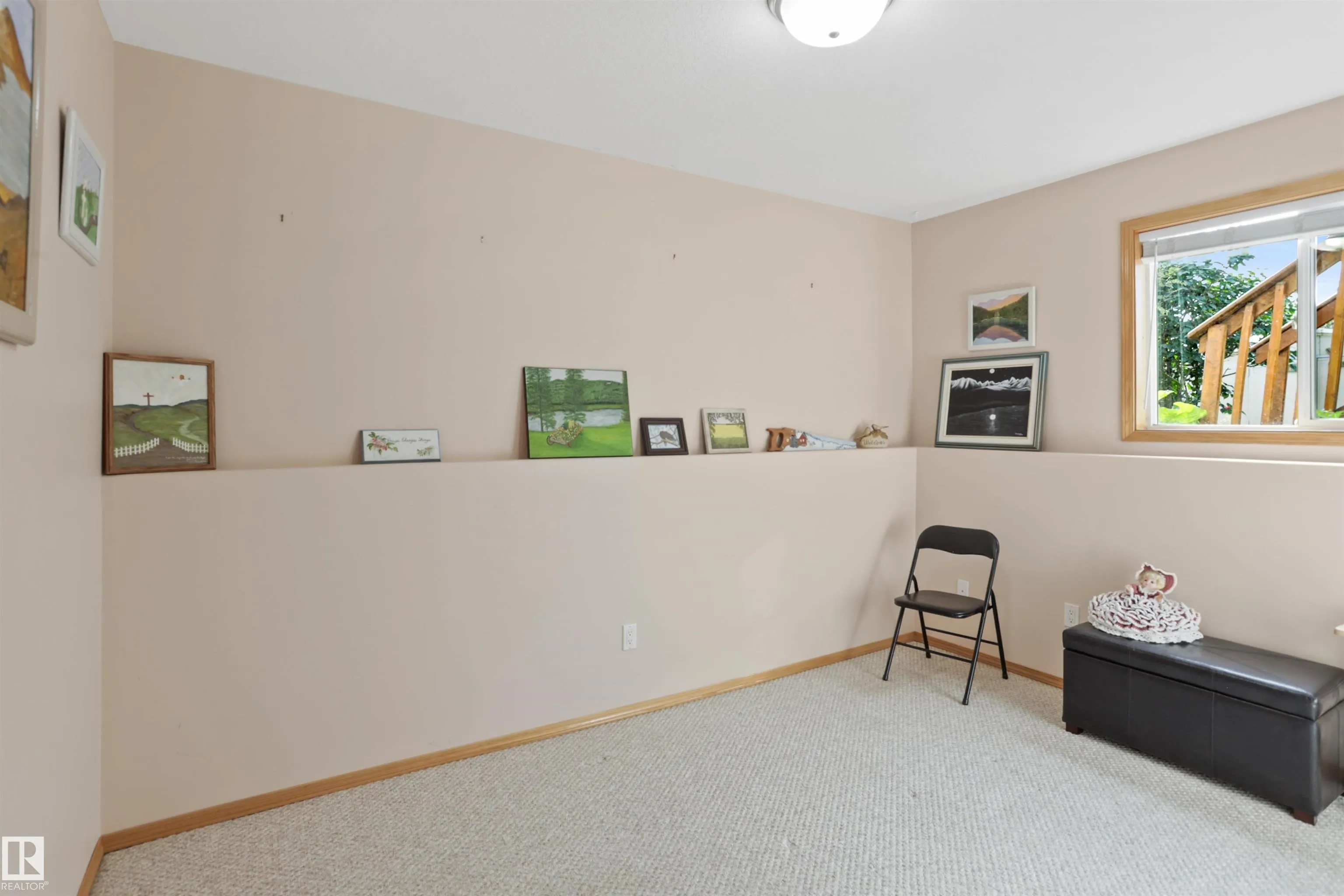 742 KANANASKIS Drive