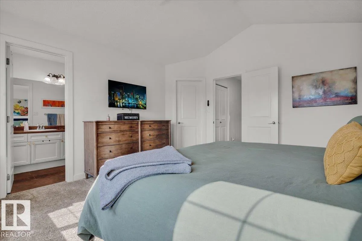 1404 LATTA Court