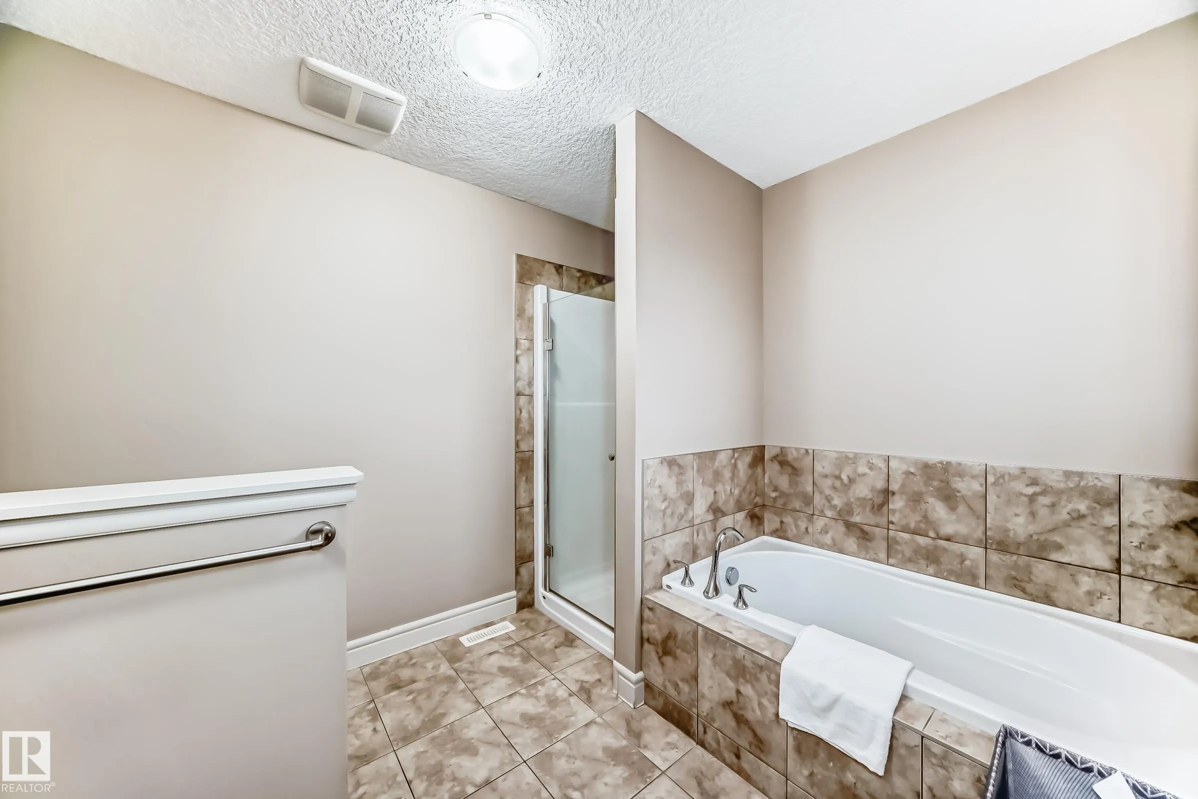 4151 ALEXANDER Way