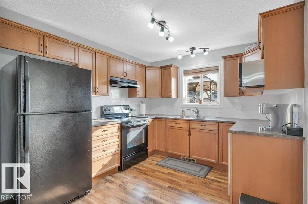 107 SUMMERWOOD Drive