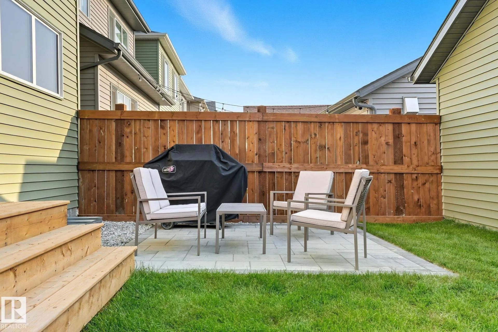 50 NETTLE Crescent