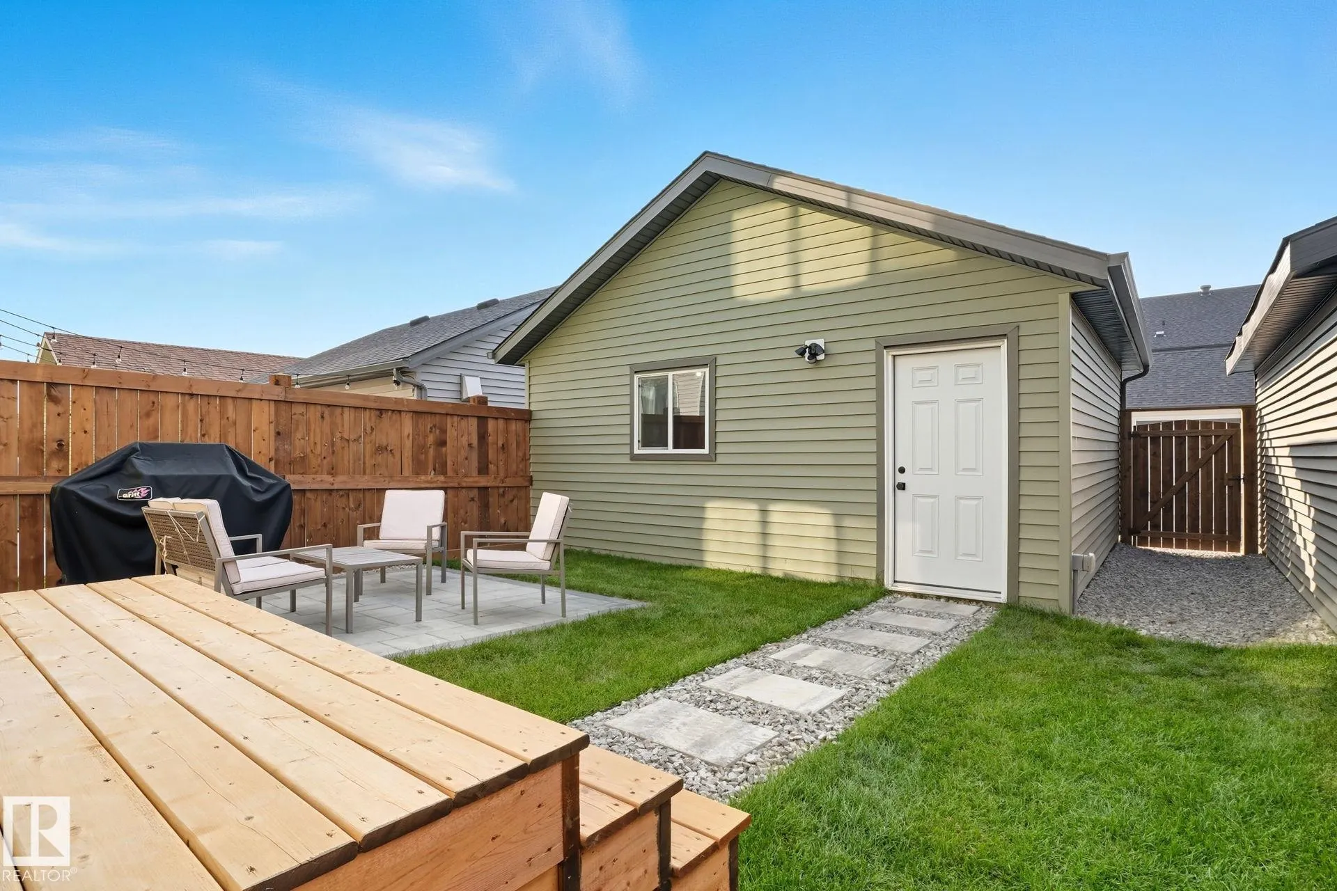50 NETTLE Crescent