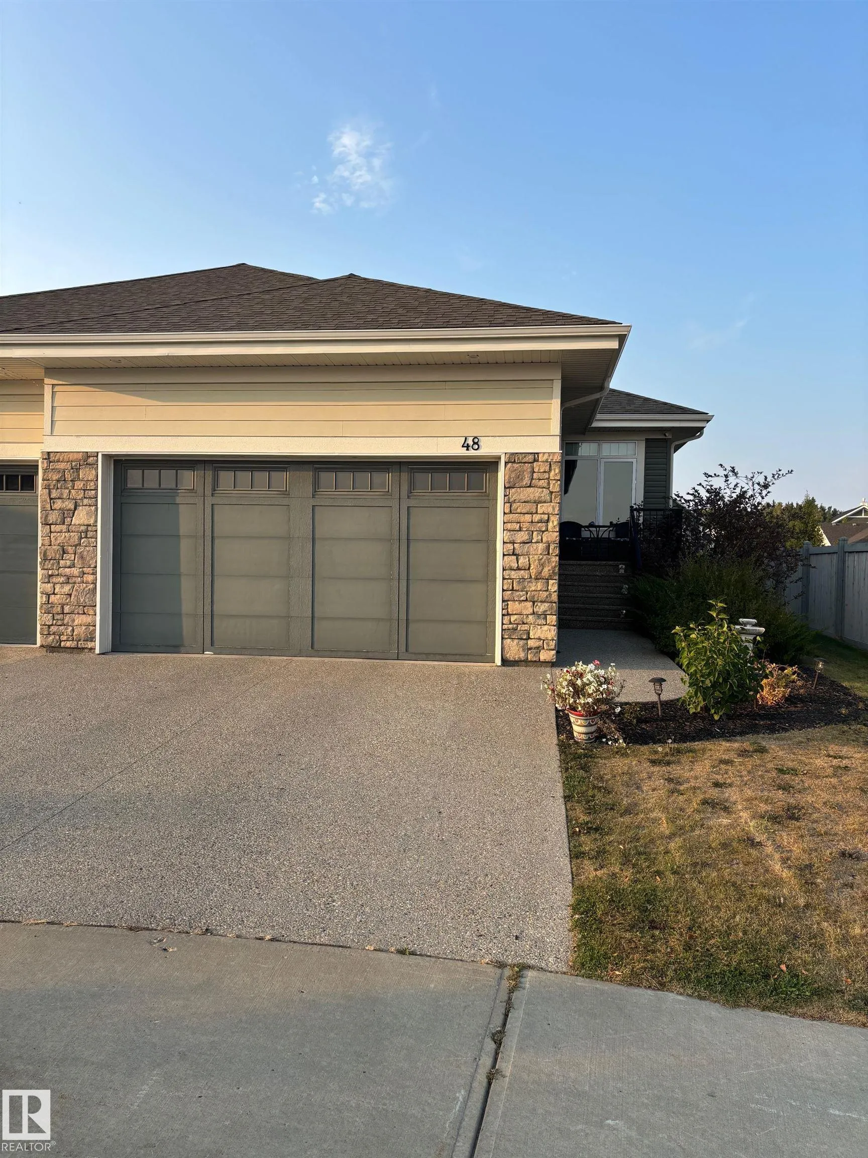 48 Legacy Terrace
