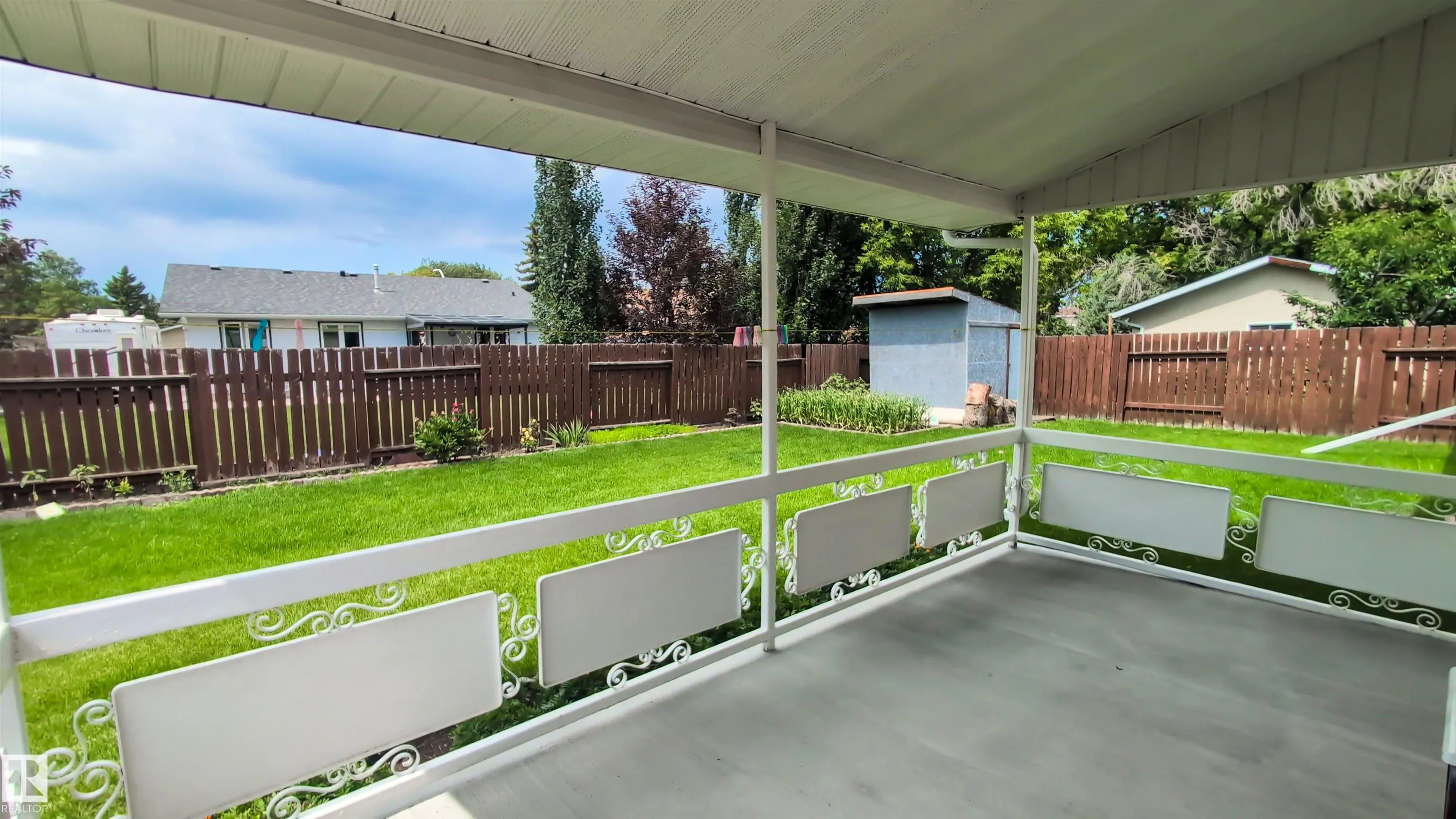 2404 80 Street