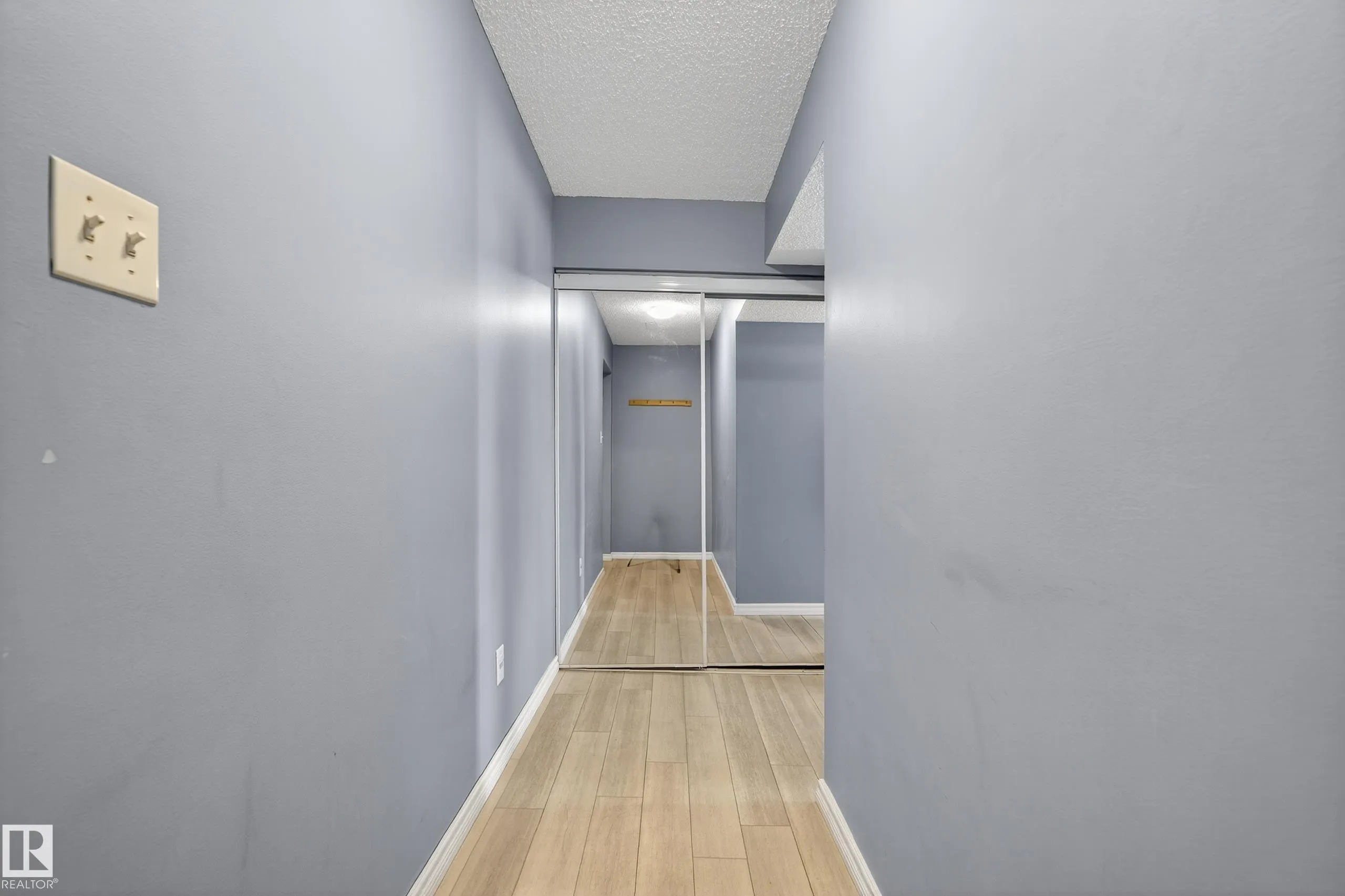 225 LANCASTER Terrace