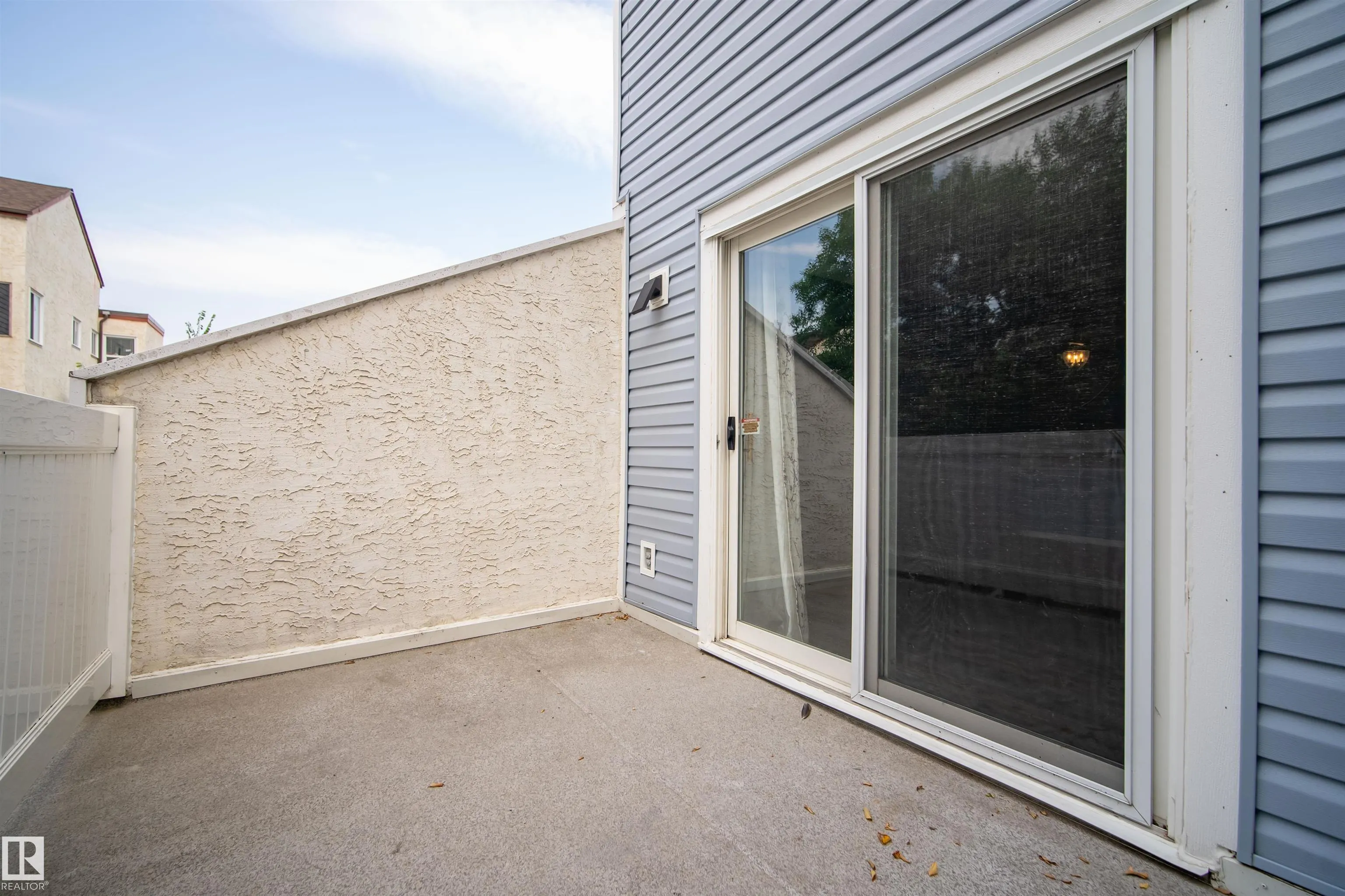 225 LANCASTER Terrace