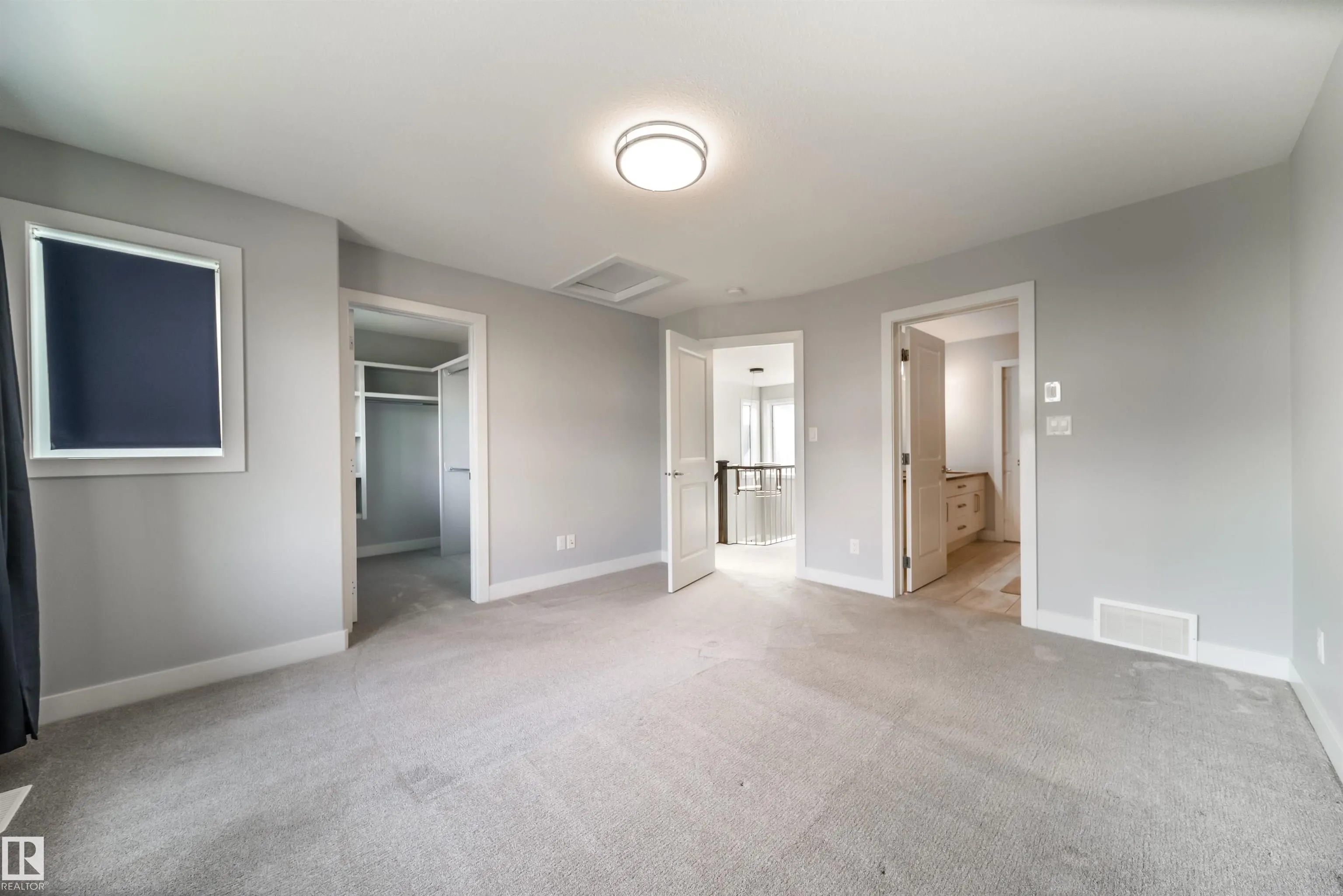 120 SALISBURY Way