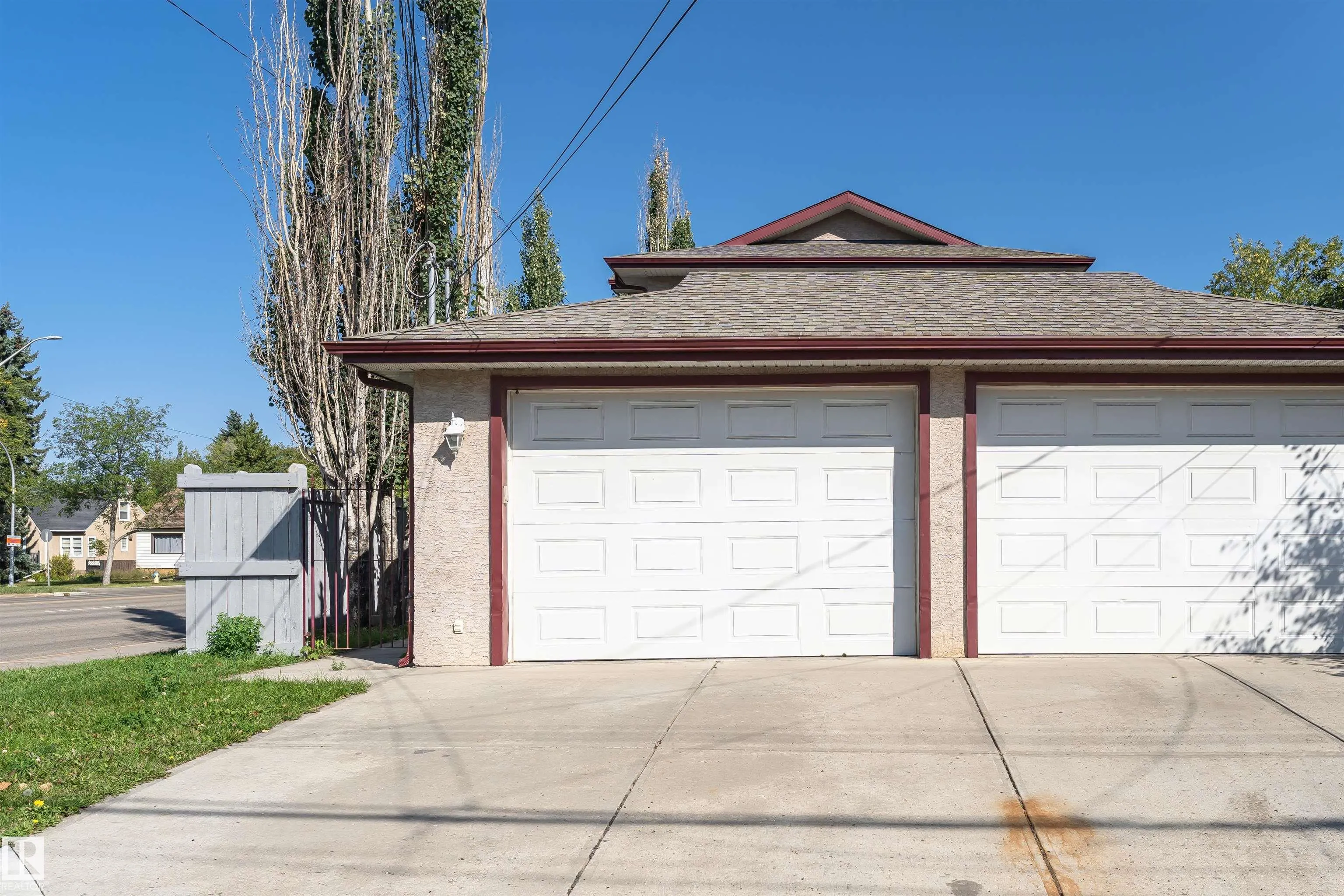 6511 109 Street