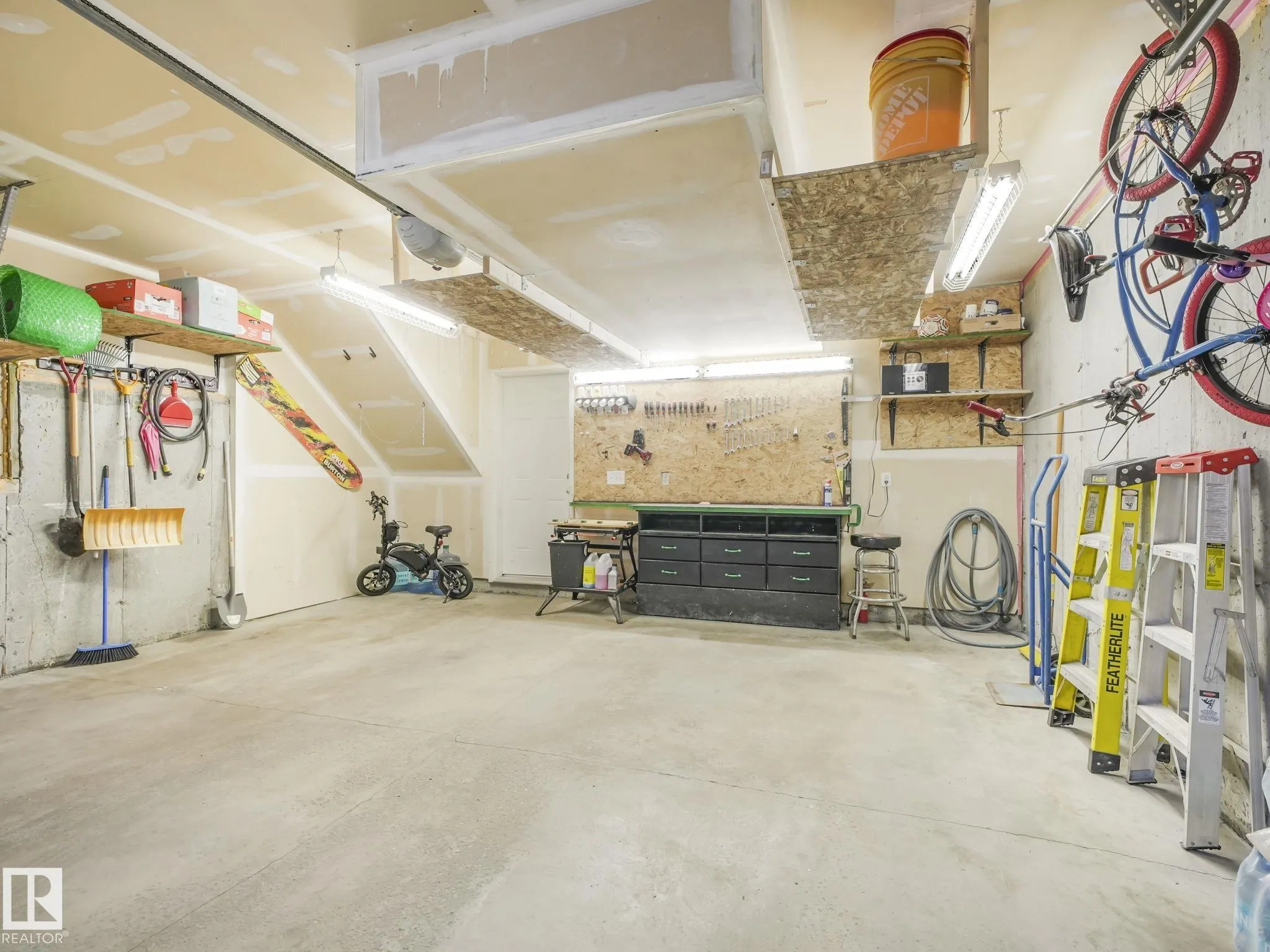 2336 ASPEN Trail