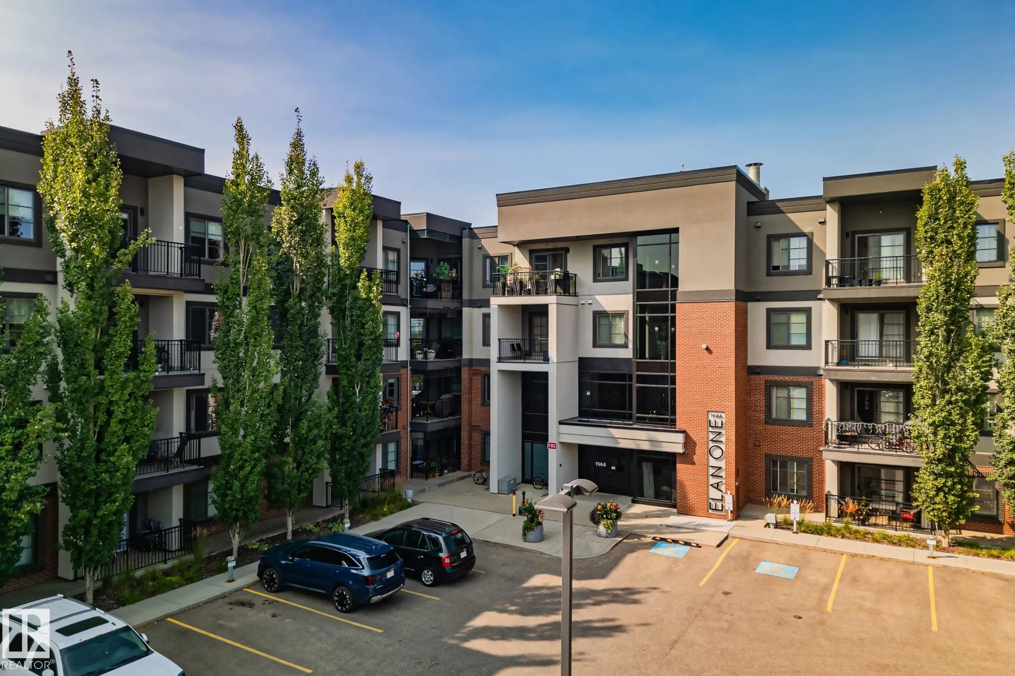 1144 ADAMSON Drive