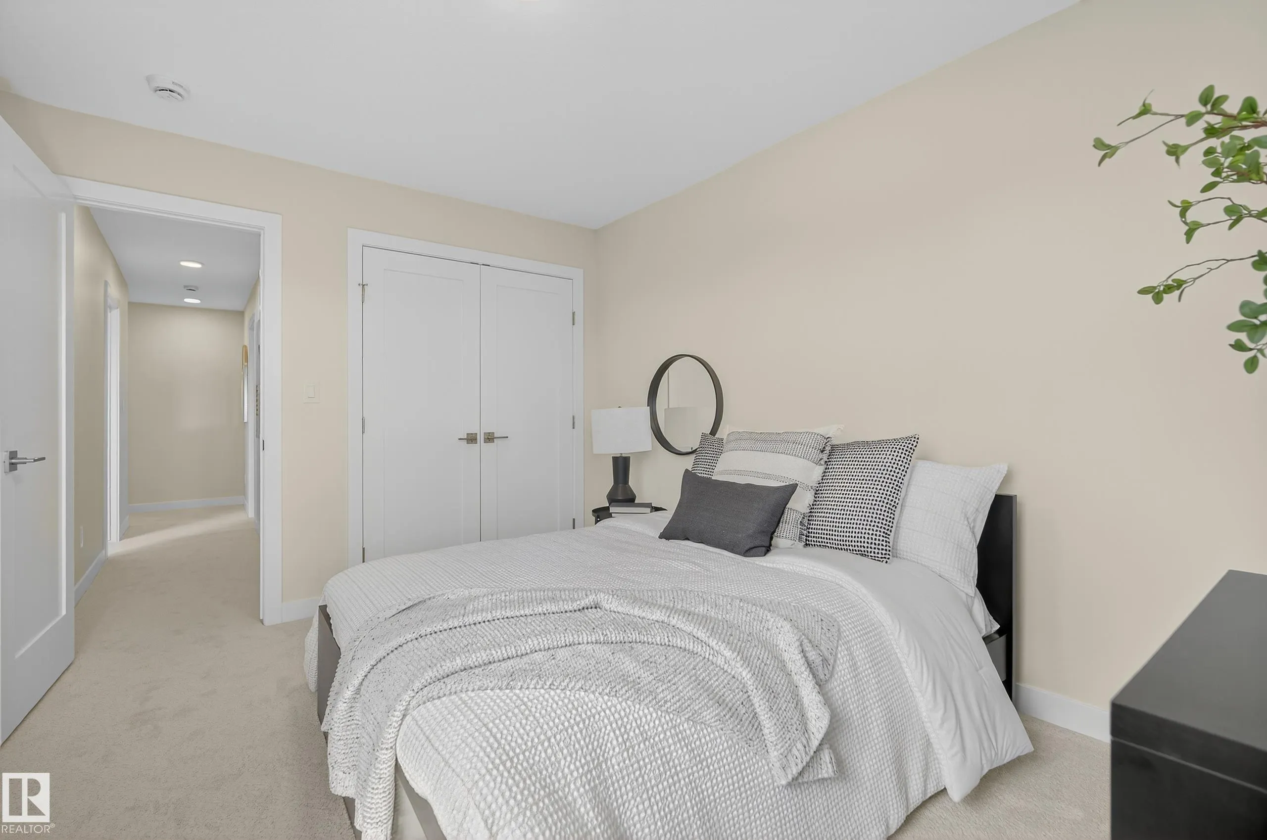 4545 Knight Wynd