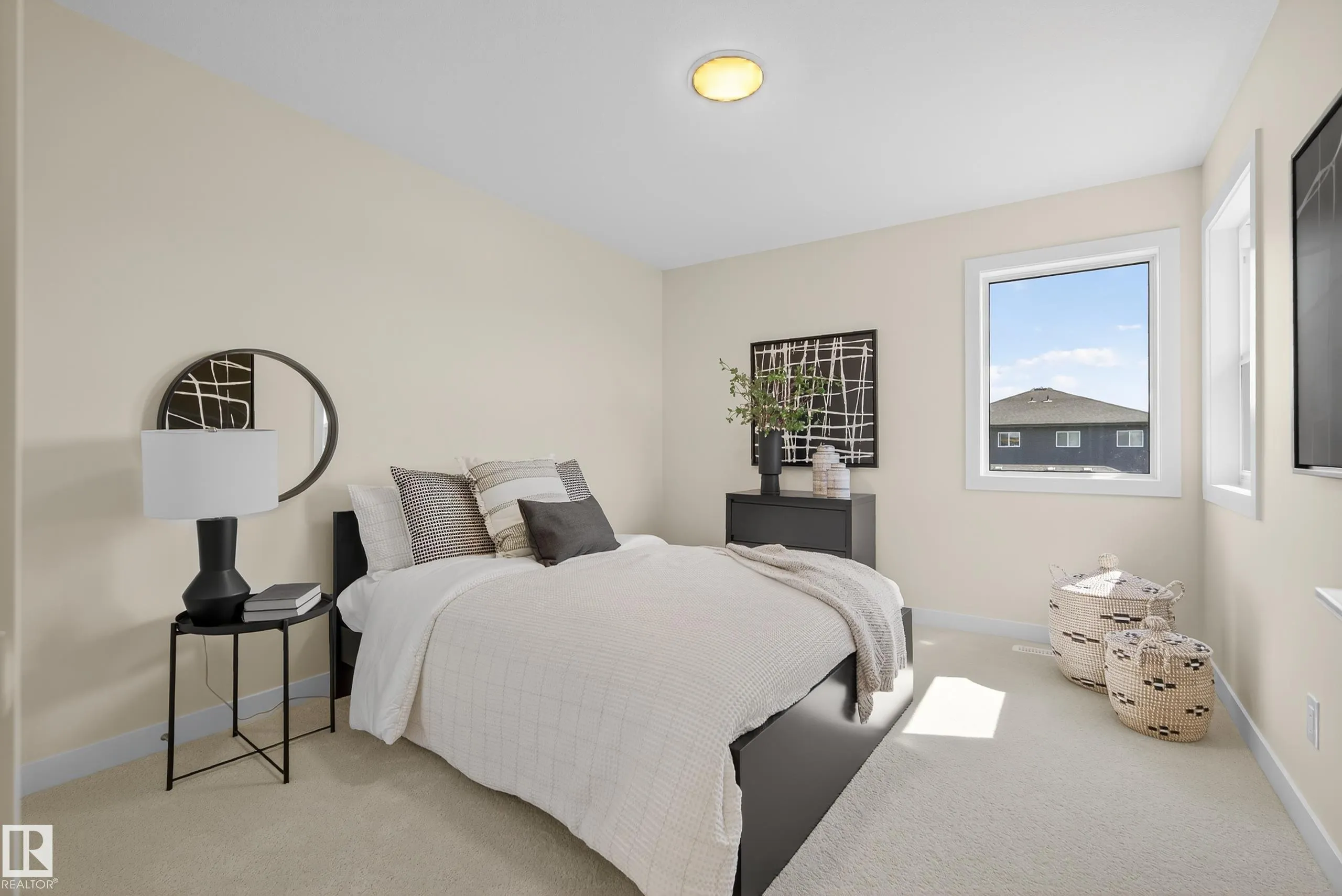 4545 Knight Wynd